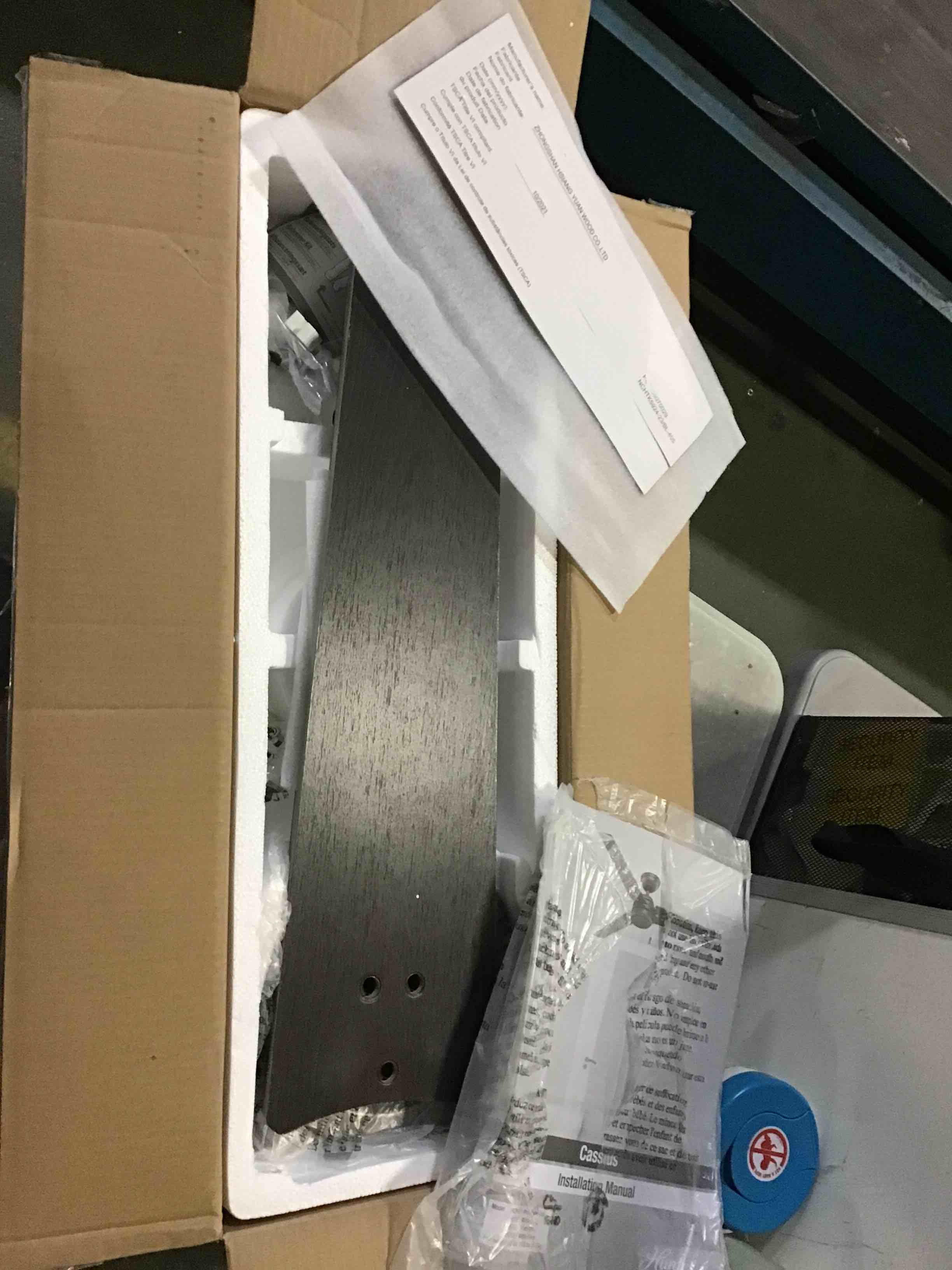 https://s3.amazonaws.com/lotting-images-prod/bidfta/GRN5349332_1693912200916.jpeg