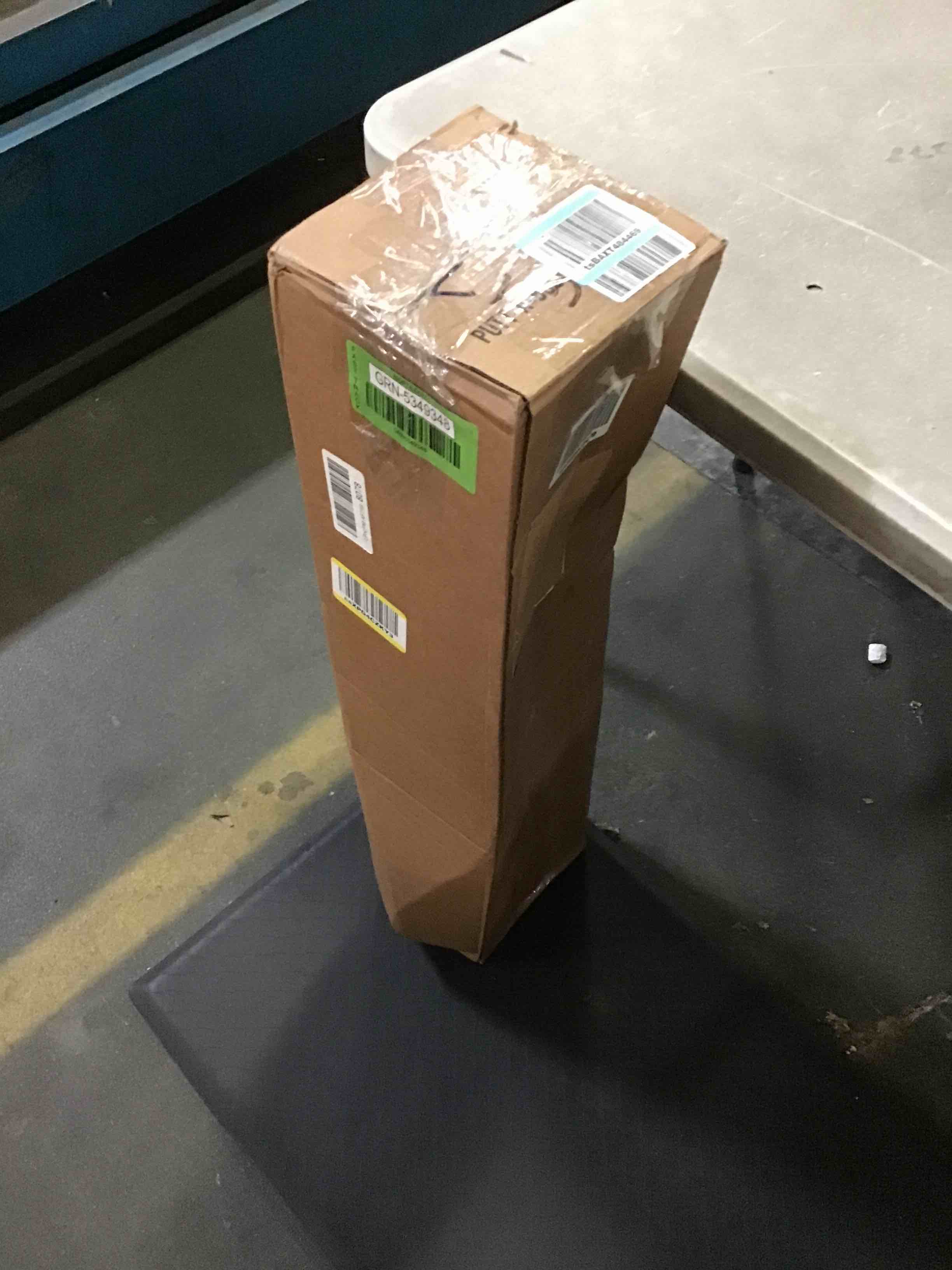https://s3.amazonaws.com/lotting-images-prod/bidfta/GRN5349348_1693915659362.jpeg