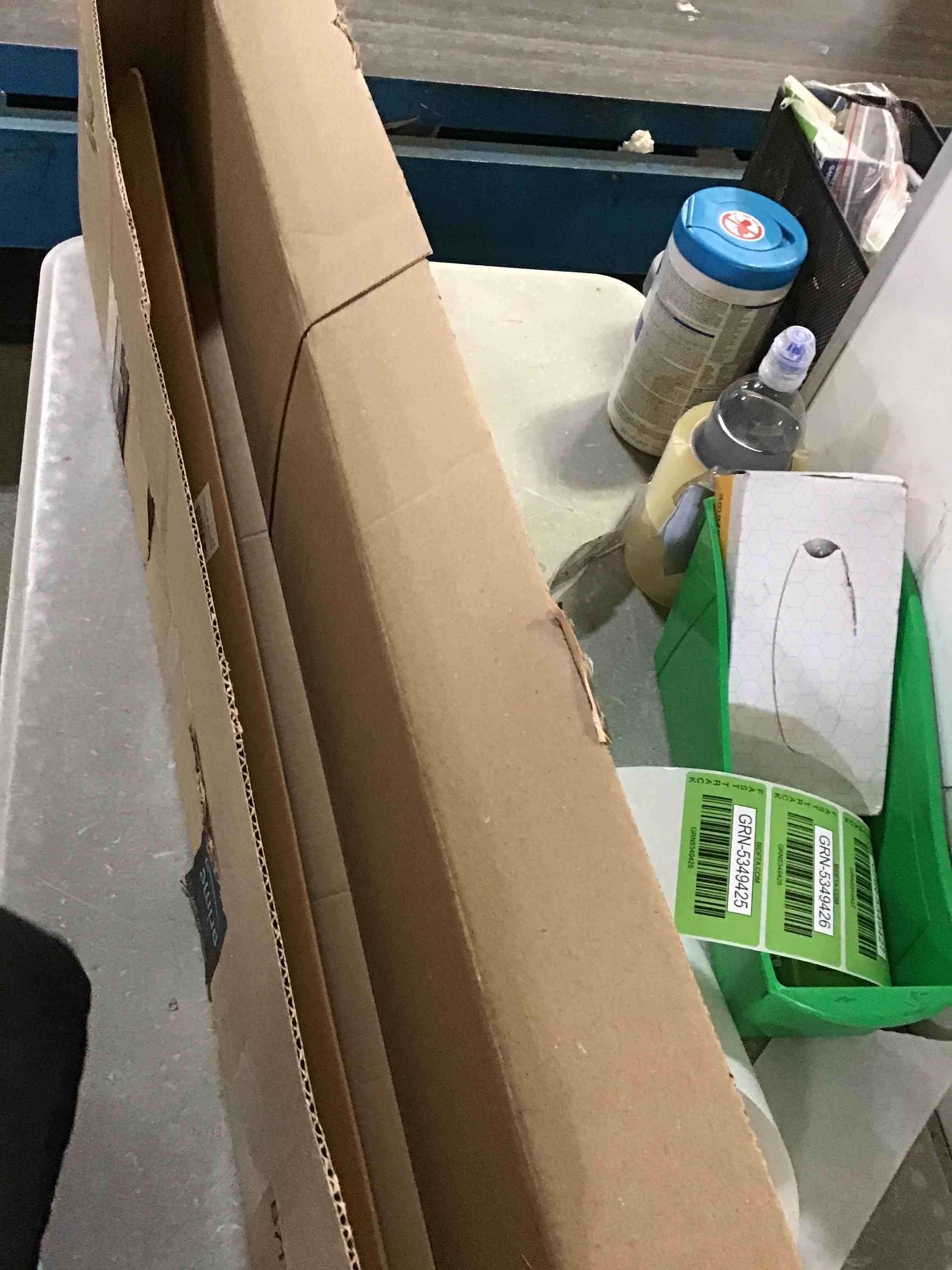 https://s3.amazonaws.com/lotting-images-prod/bidfta/GRN5349424_1693935370544.jpeg