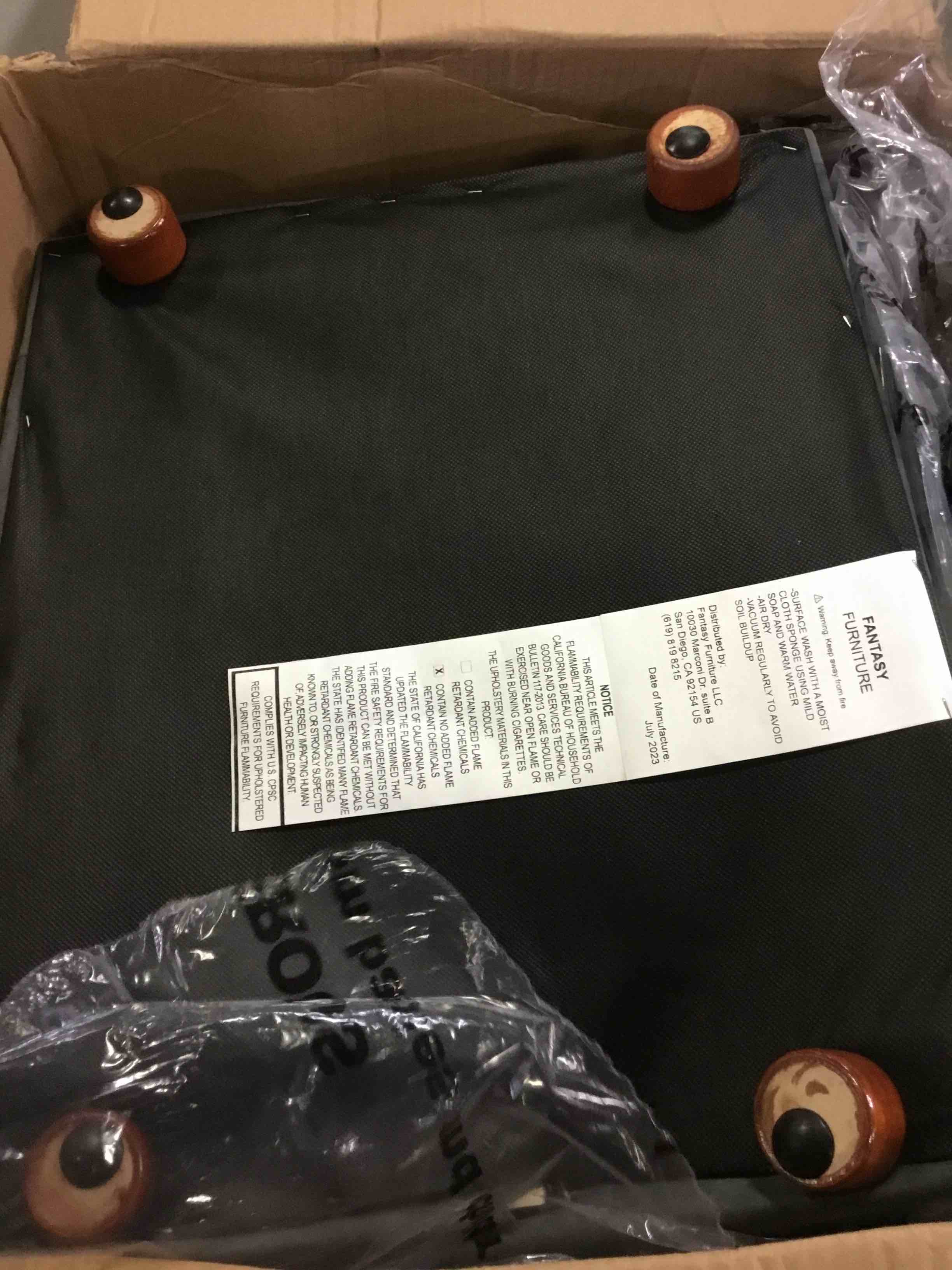 https://s3.amazonaws.com/lotting-images-prod/bidfta/GRN5350185_1692905602316.jpeg