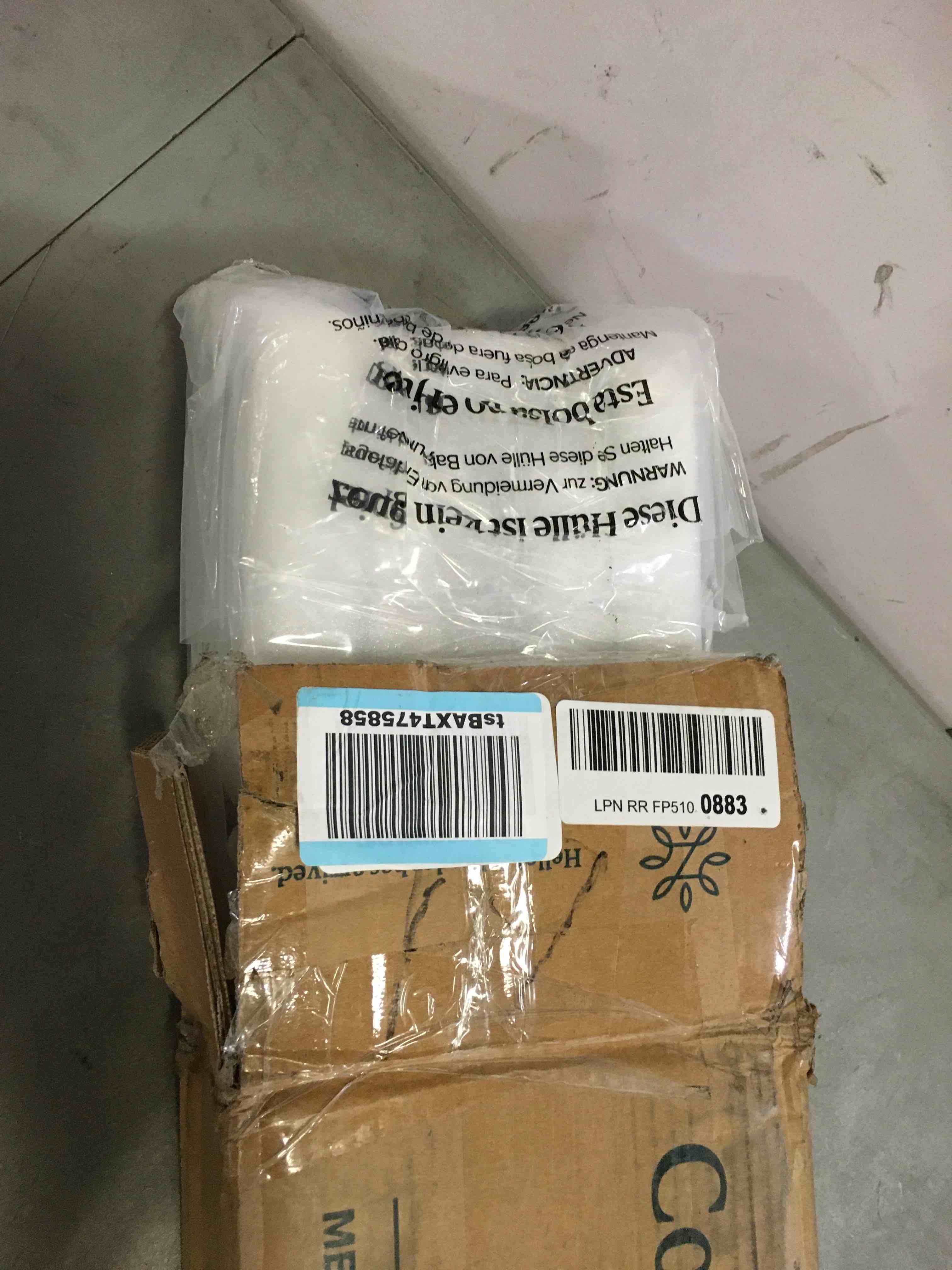 https://s3.amazonaws.com/lotting-images-prod/bidfta/GRN5350236_1692967822522.jpeg
