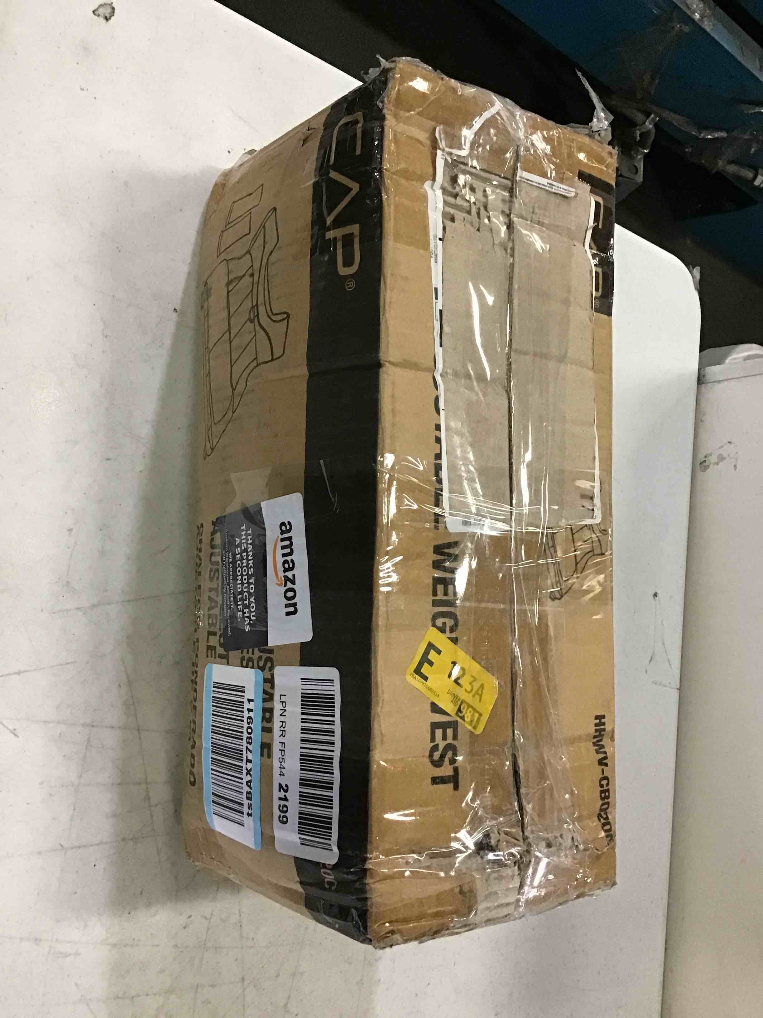 https://s3.amazonaws.com/lotting-images-prod/bidfta/GRN5351292_1692721352012.jpeg