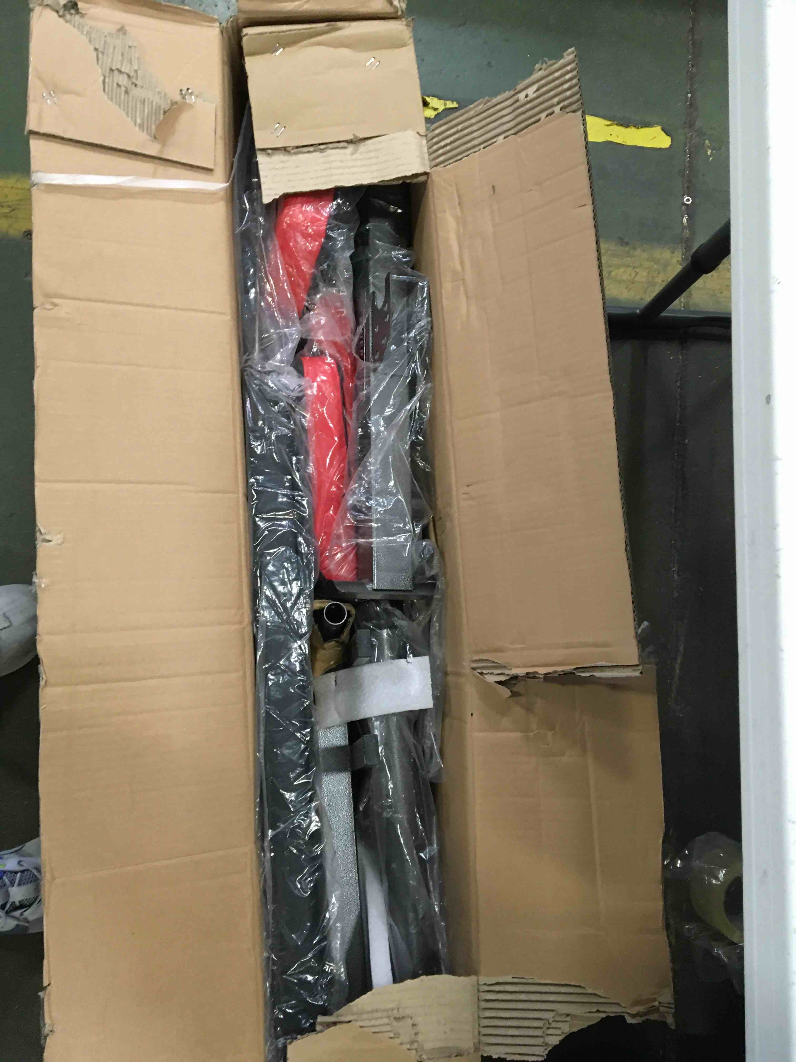 https://s3.amazonaws.com/lotting-images-prod/bidfta/GRN5352400_1694007962613.jpeg
