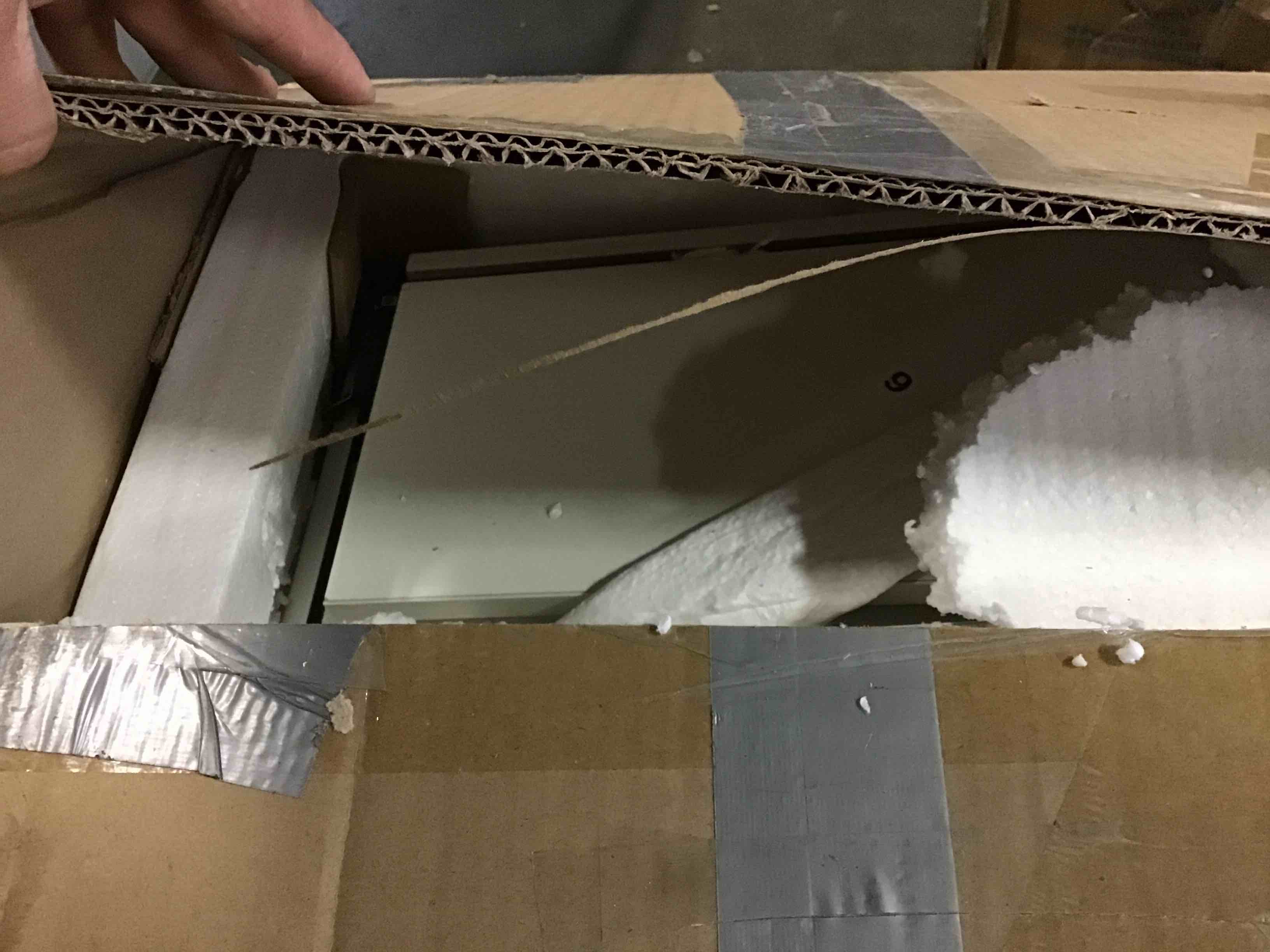 https://s3.amazonaws.com/lotting-images-prod/bidfta/GRN5355873_1693395969378.jpeg