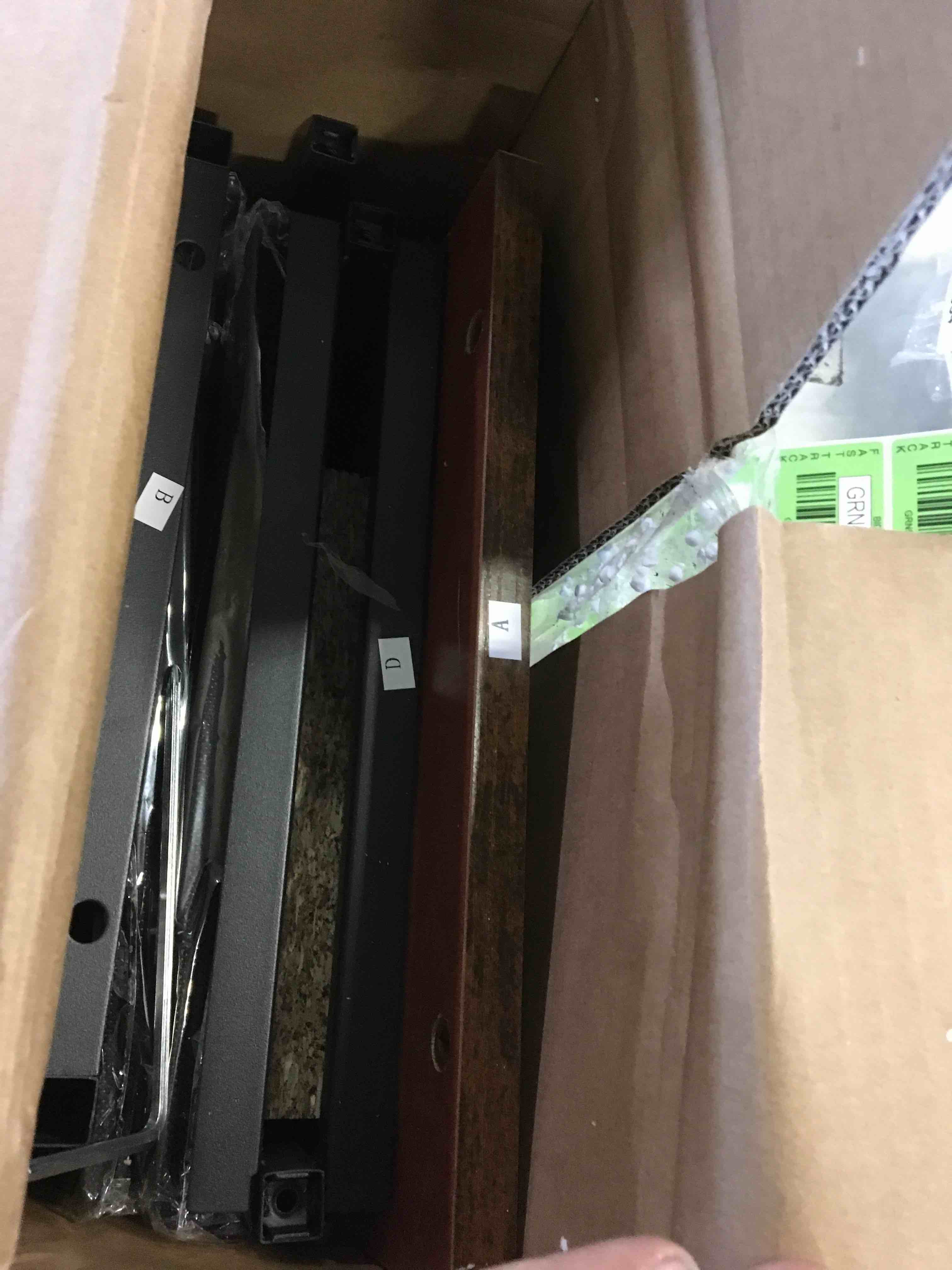 https://s3.amazonaws.com/lotting-images-prod/bidfta/GRN5356276_1693579490347.jpeg