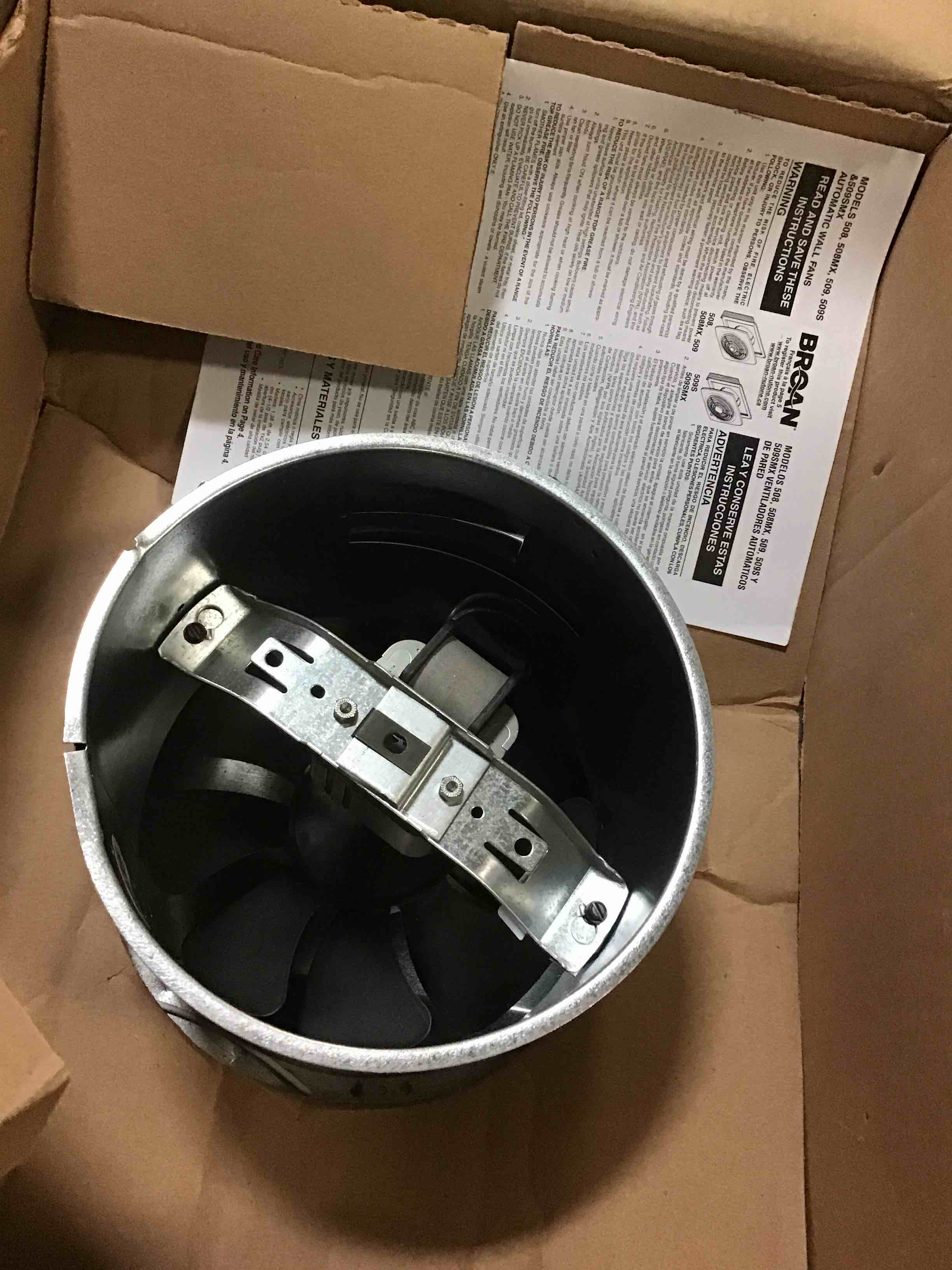 https://s3.amazonaws.com/lotting-images-prod/bidfta/GRN5356885_1694181013662.jpeg