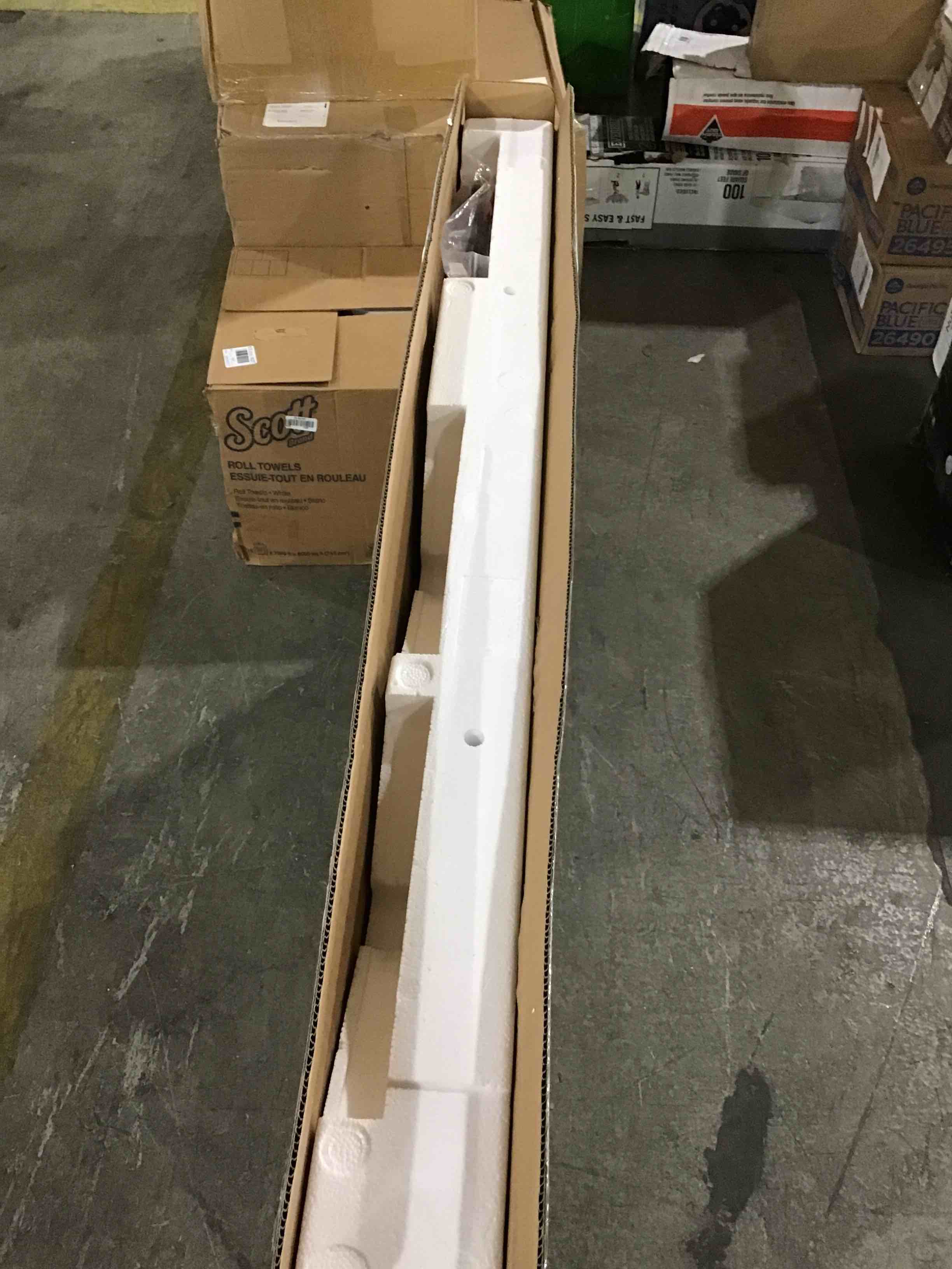 https://s3.amazonaws.com/lotting-images-prod/bidfta/GRN5369293_1706555437878.jpeg