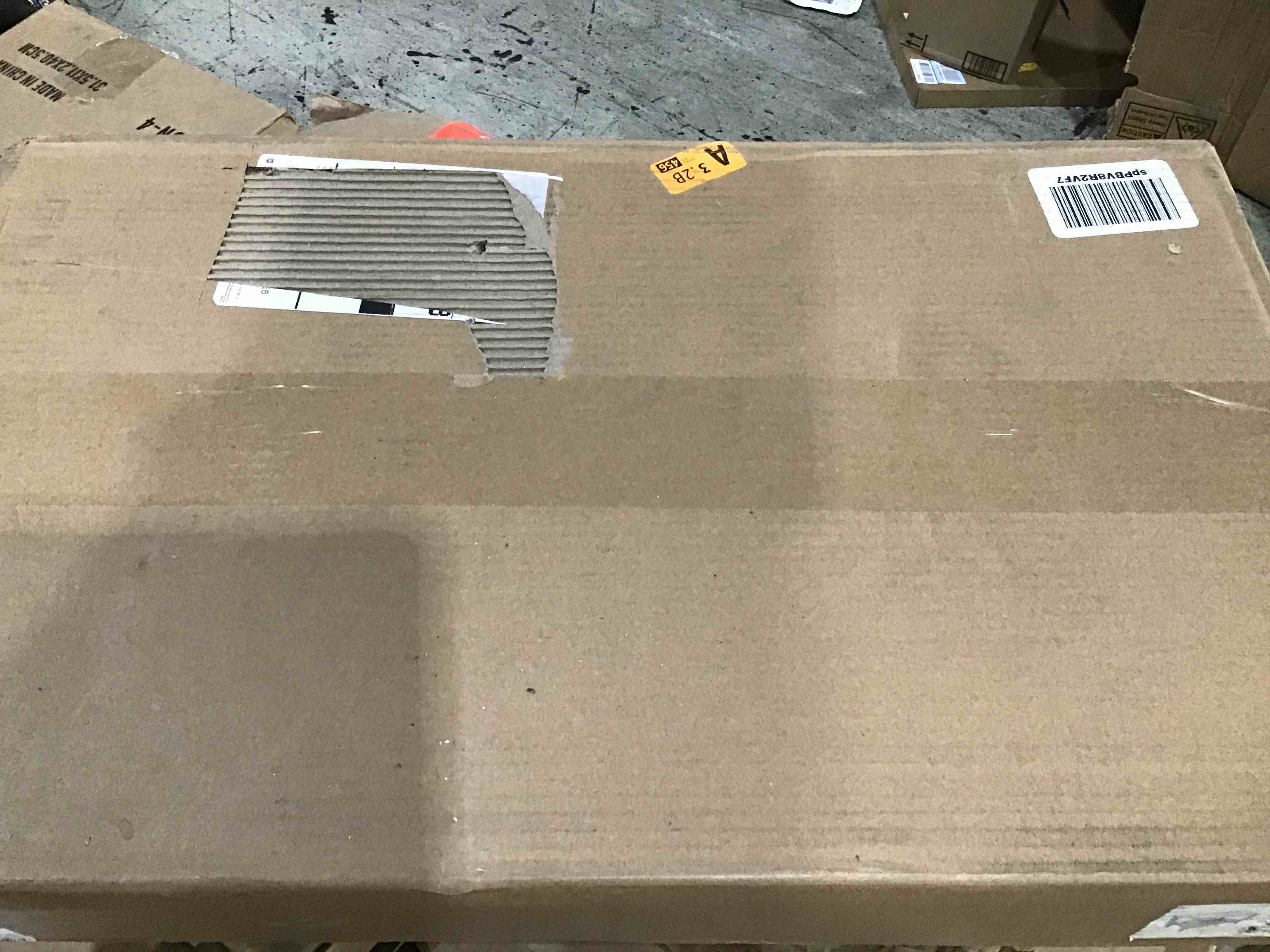 https://s3.amazonaws.com/lotting-images-prod/bidfta/GRN5370507_1706127912566.jpeg