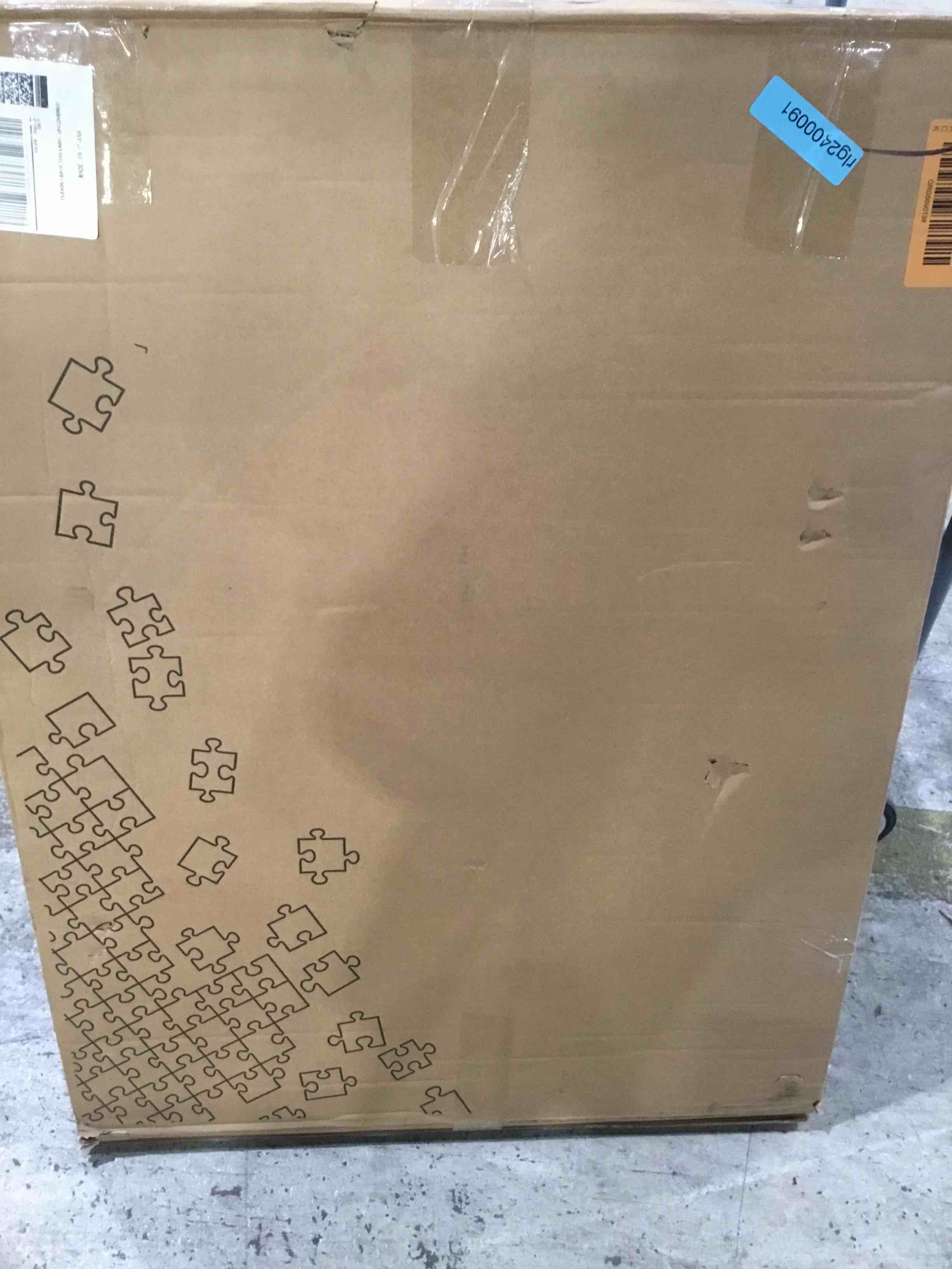 https://s3.amazonaws.com/lotting-images-prod/bidfta/GRN5370616_1706713783261.jpeg