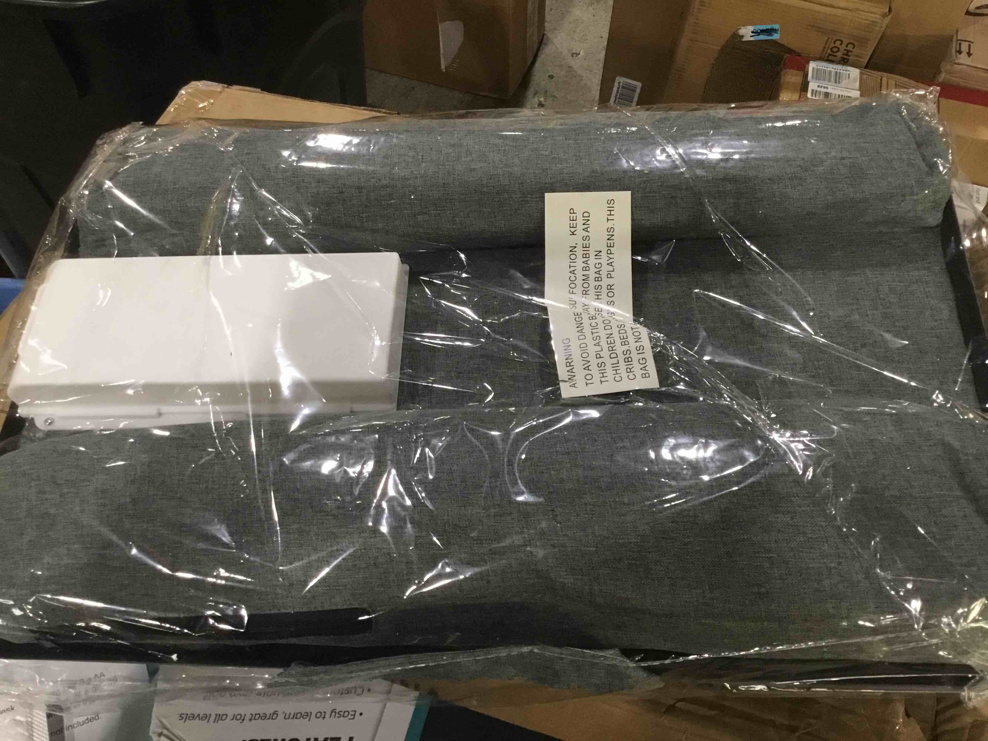 https://s3.amazonaws.com/lotting-images-prod/bidfta/GRN5370634_1706716418964.jpeg