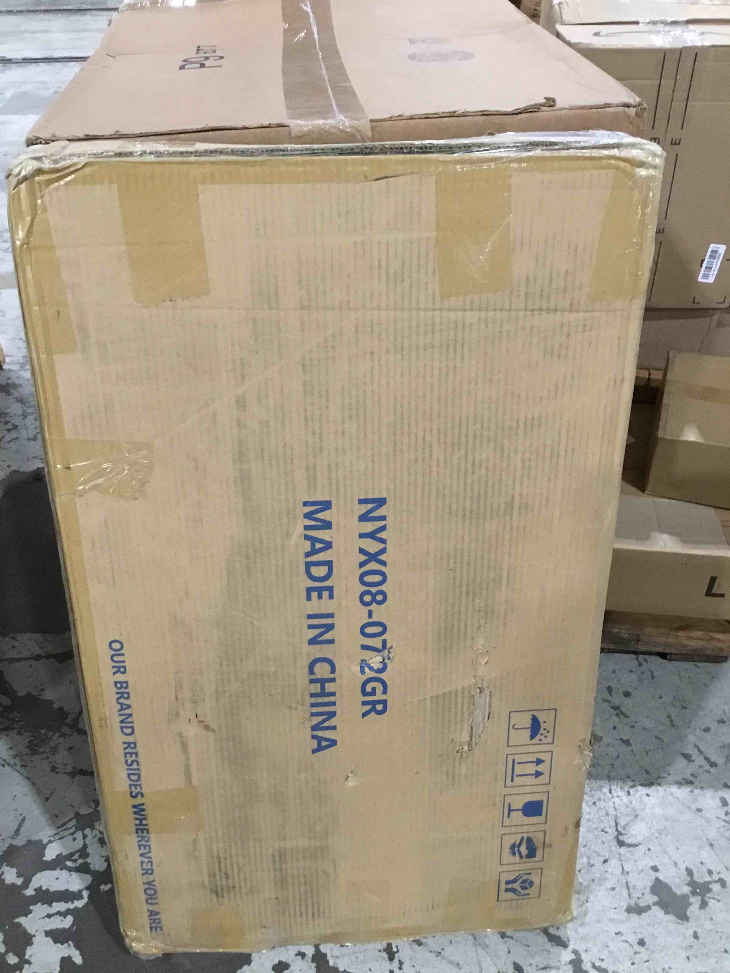 https://s3.amazonaws.com/lotting-images-prod/bidfta/GRN5371622_1710258607982.jpeg