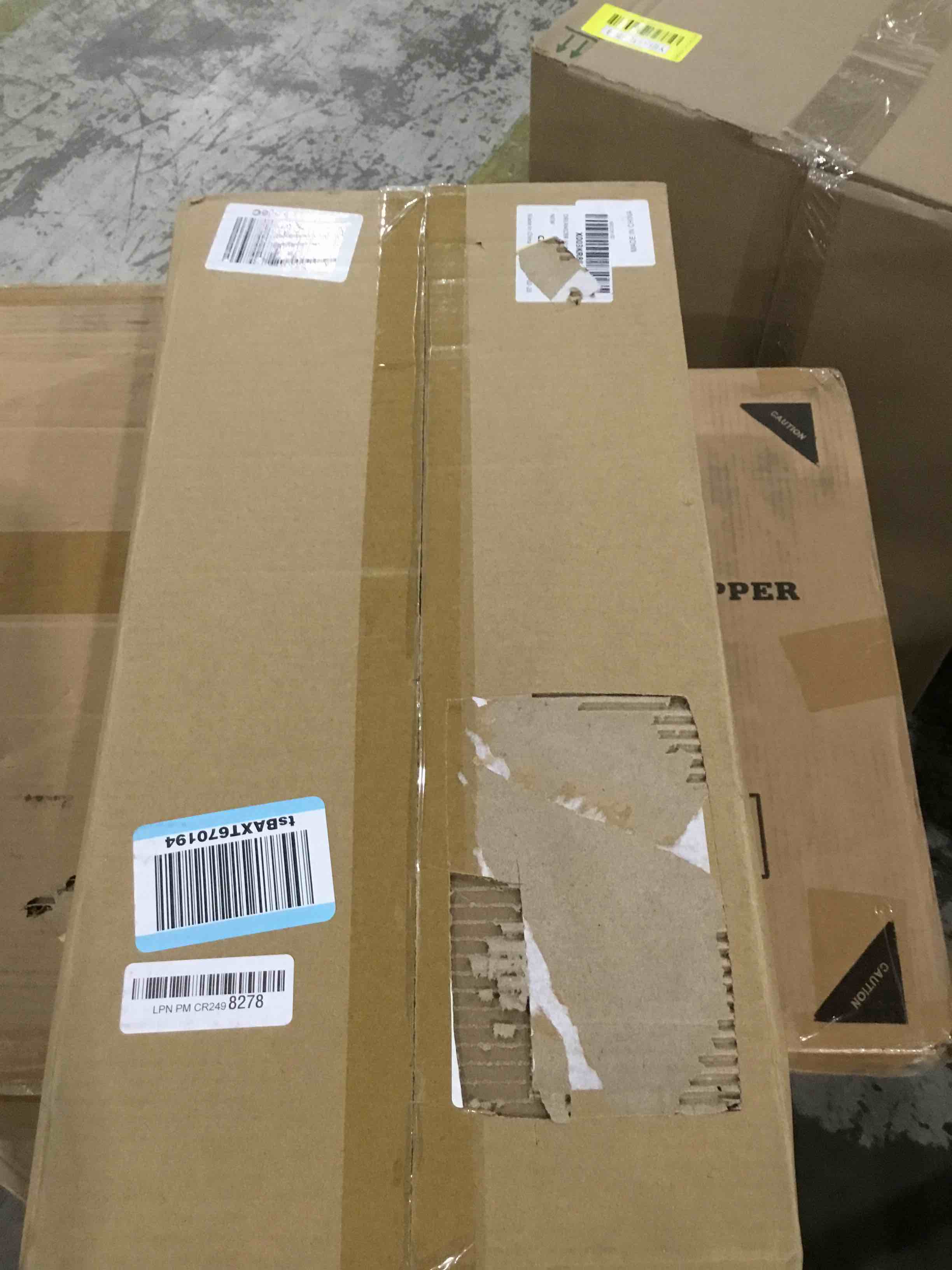 https://s3.amazonaws.com/lotting-images-prod/bidfta/GRN5371628_1710261890424.jpeg