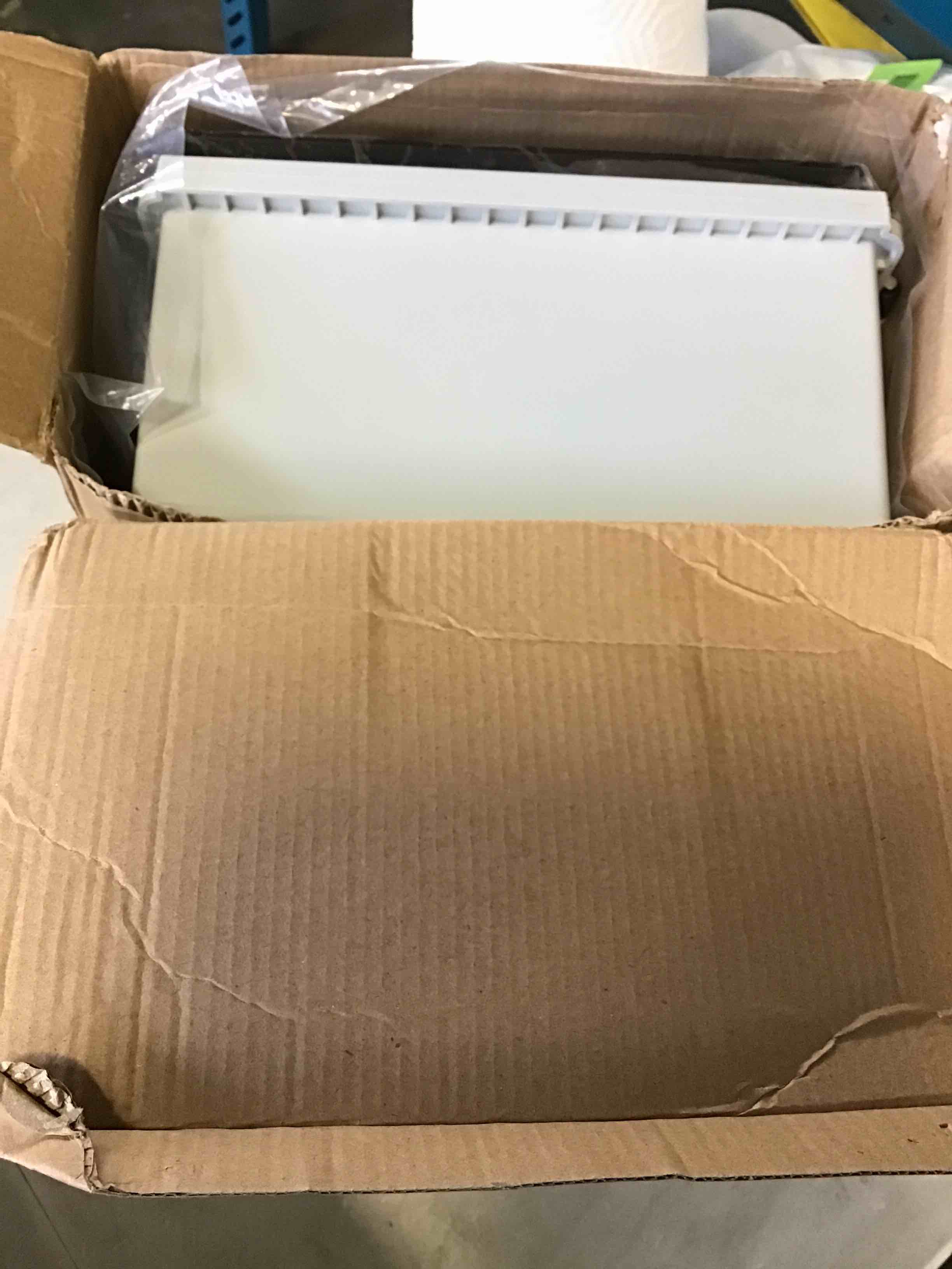 https://s3.amazonaws.com/lotting-images-prod/bidfta/GRN5374383_1694113359280.jpeg
