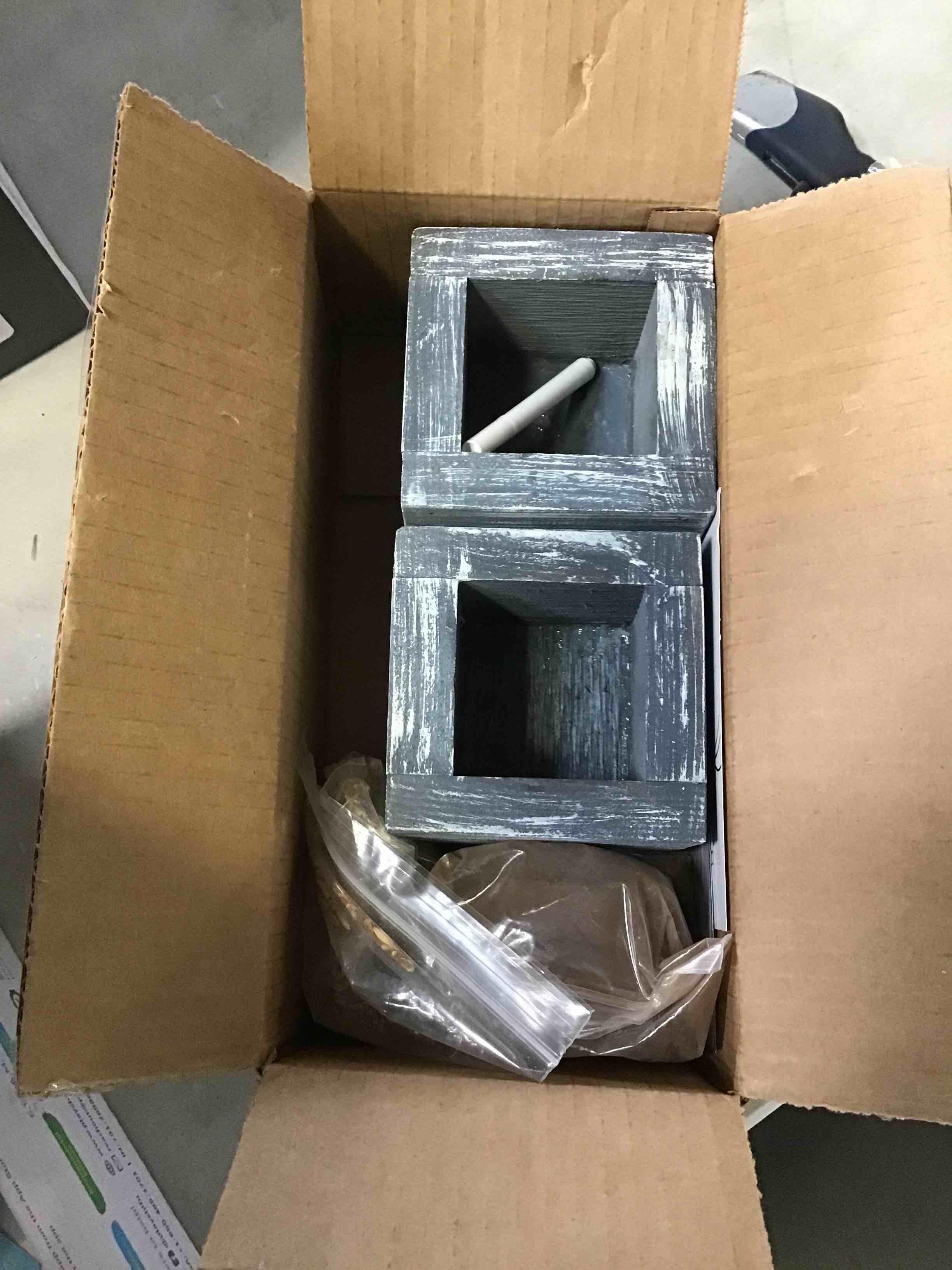https://s3.amazonaws.com/lotting-images-prod/bidfta/GRN5374560_1694199932147.jpeg