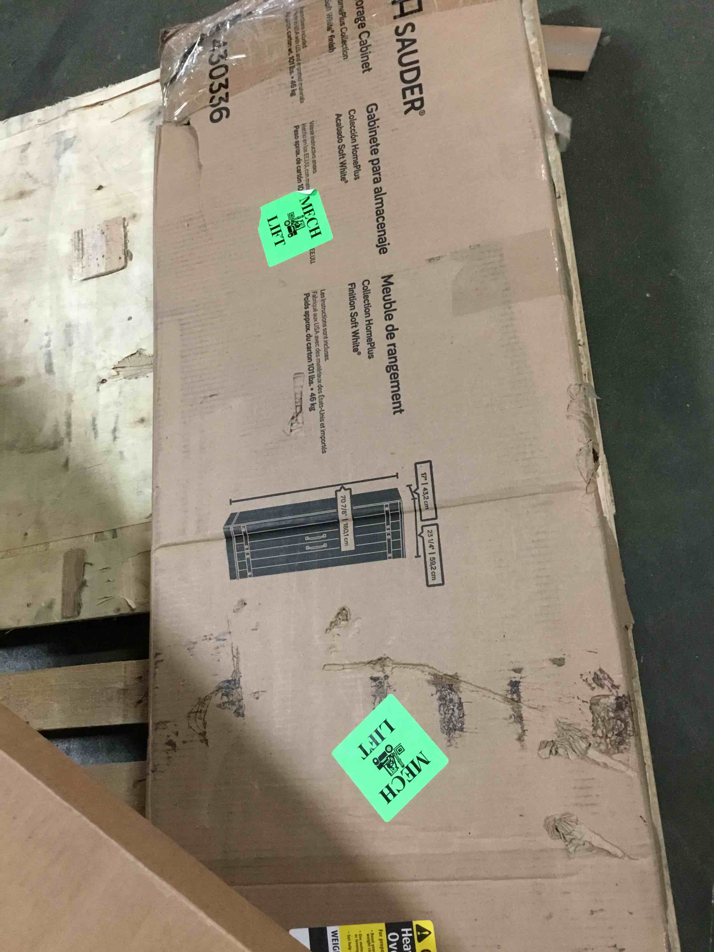 https://s3.amazonaws.com/lotting-images-prod/bidfta/GRN5376702_1694013099506.jpeg