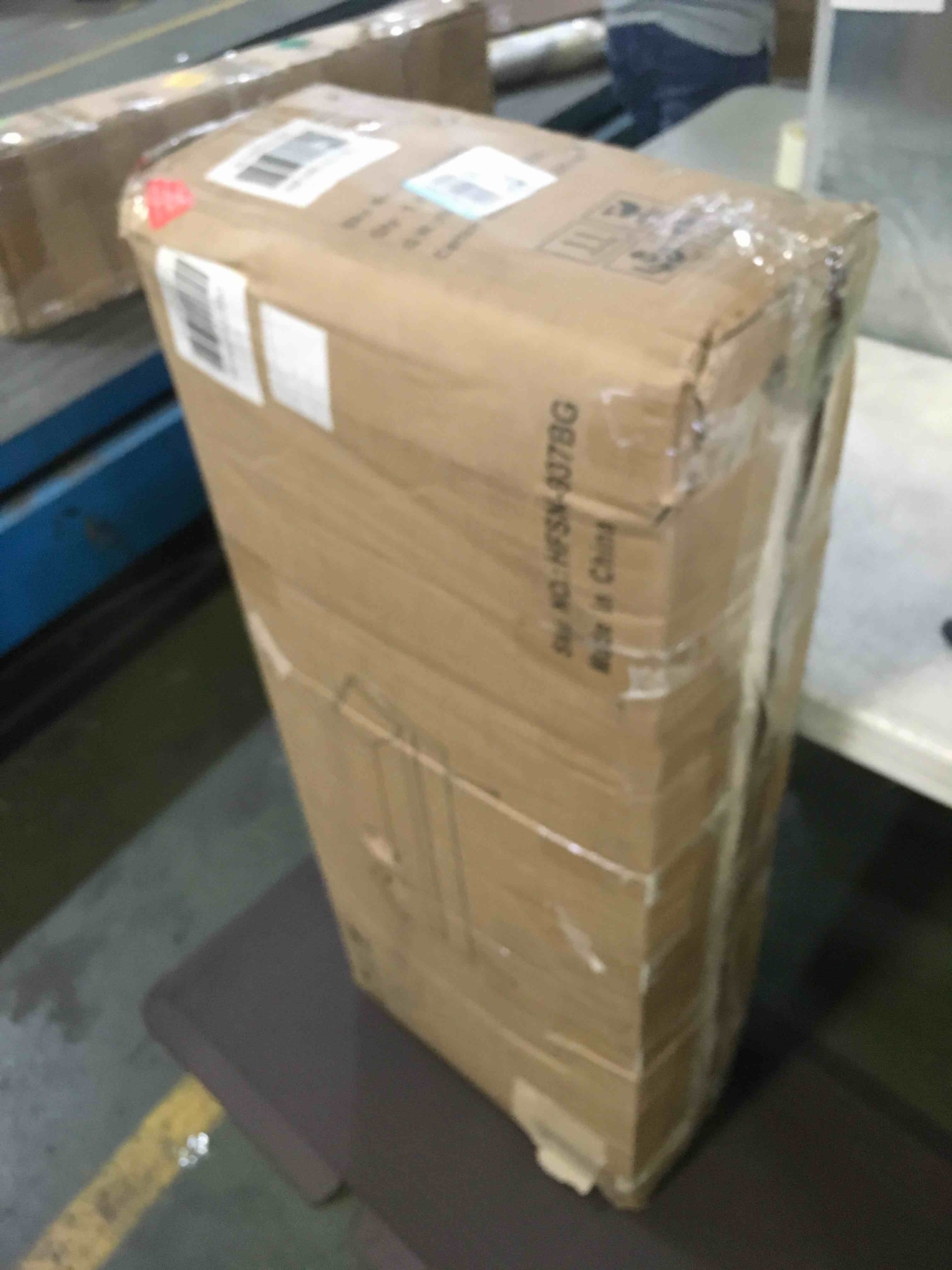 https://s3.amazonaws.com/lotting-images-prod/bidfta/GRN5377979_1694008127249.jpeg