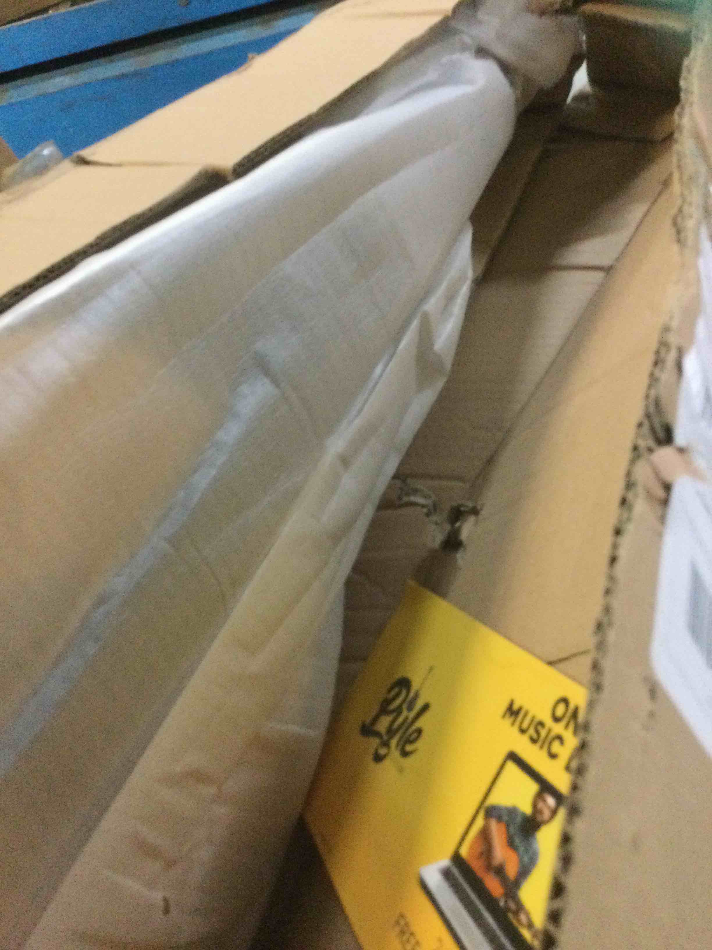 https://s3.amazonaws.com/lotting-images-prod/bidfta/GRN5378047_1694031395365.jpeg