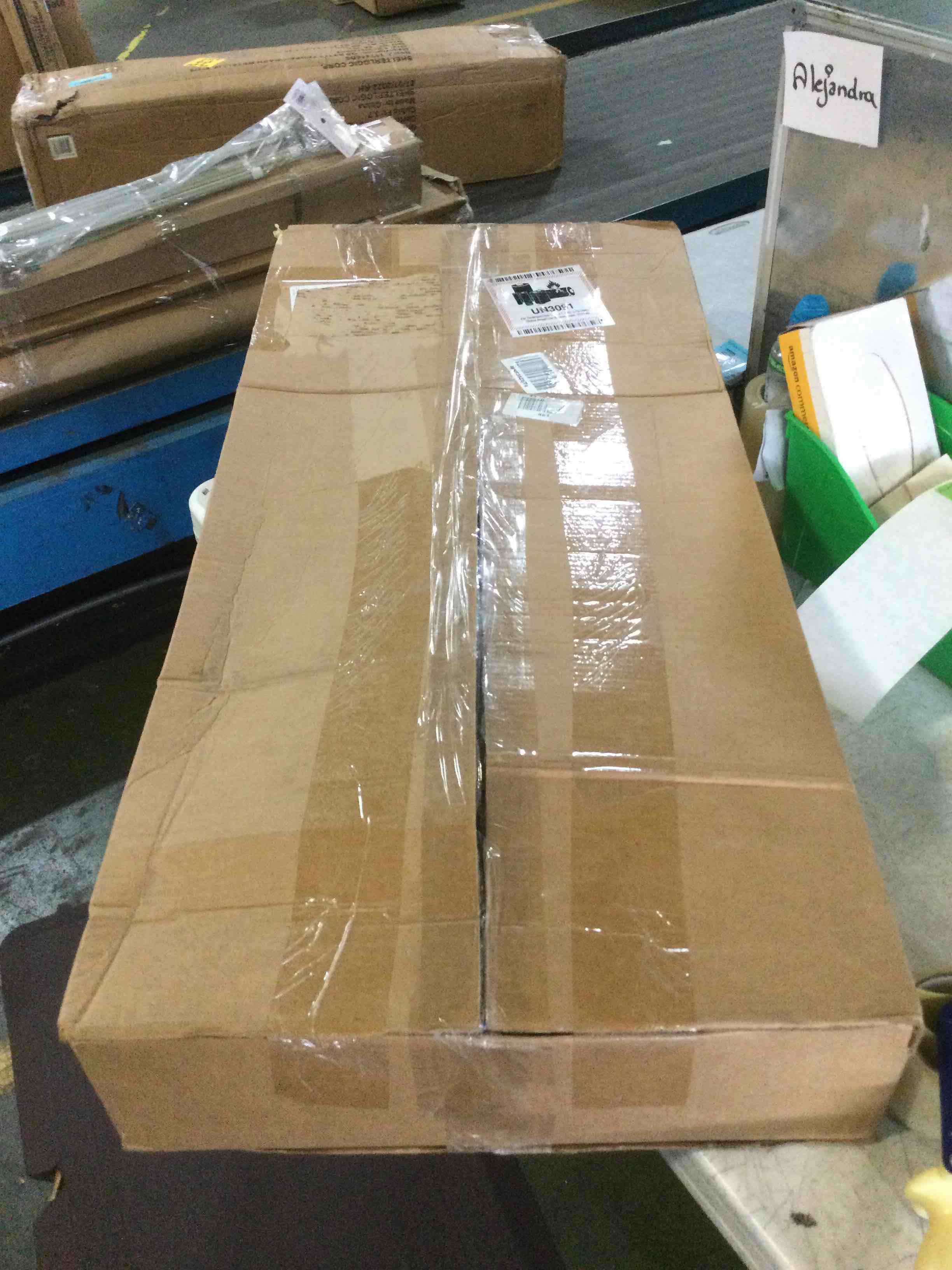 https://s3.amazonaws.com/lotting-images-prod/bidfta/GRN5378047_1694031493131.jpeg