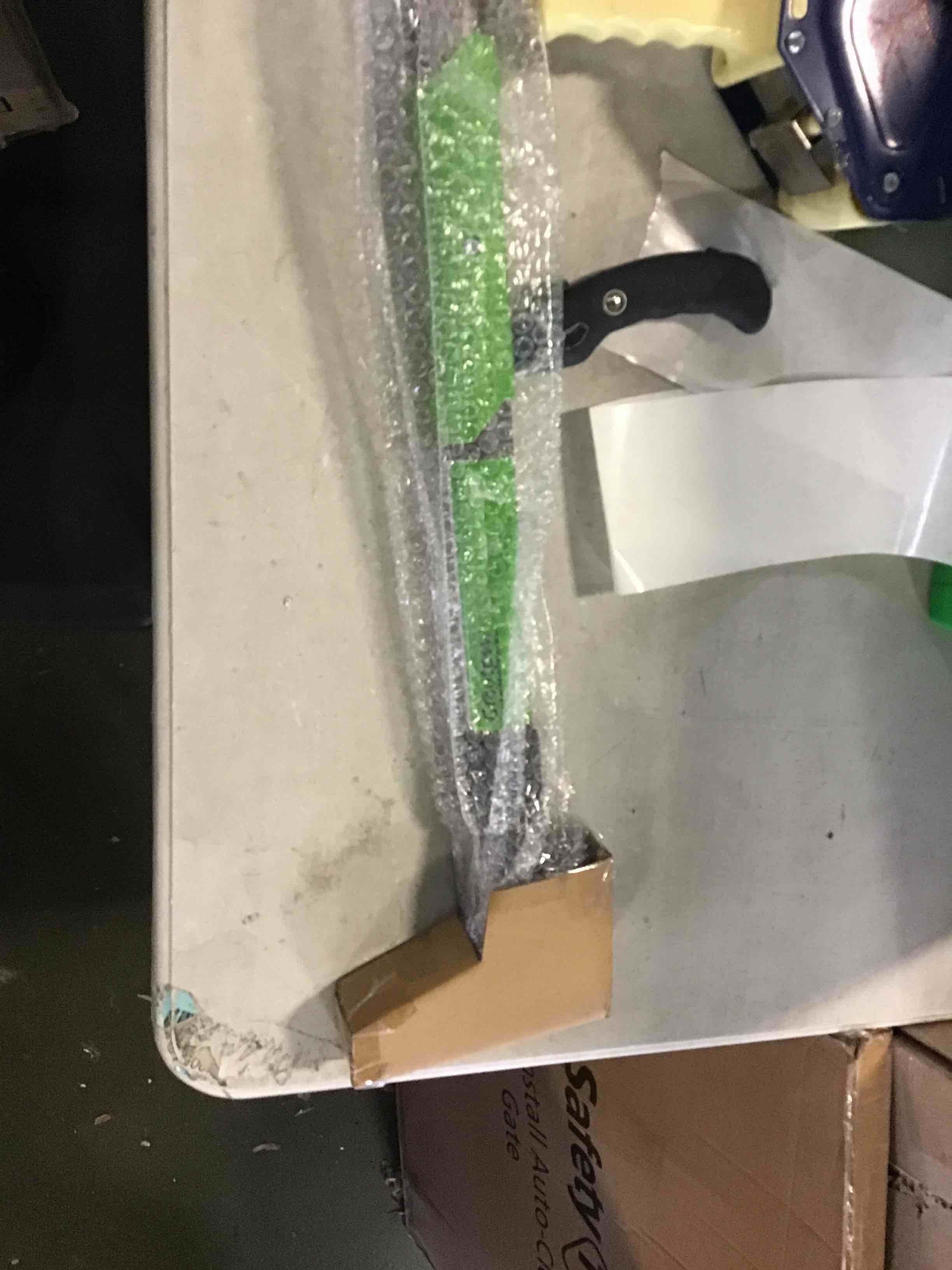 https://s3.amazonaws.com/lotting-images-prod/bidfta/GRN5378487_1694626492336.jpeg