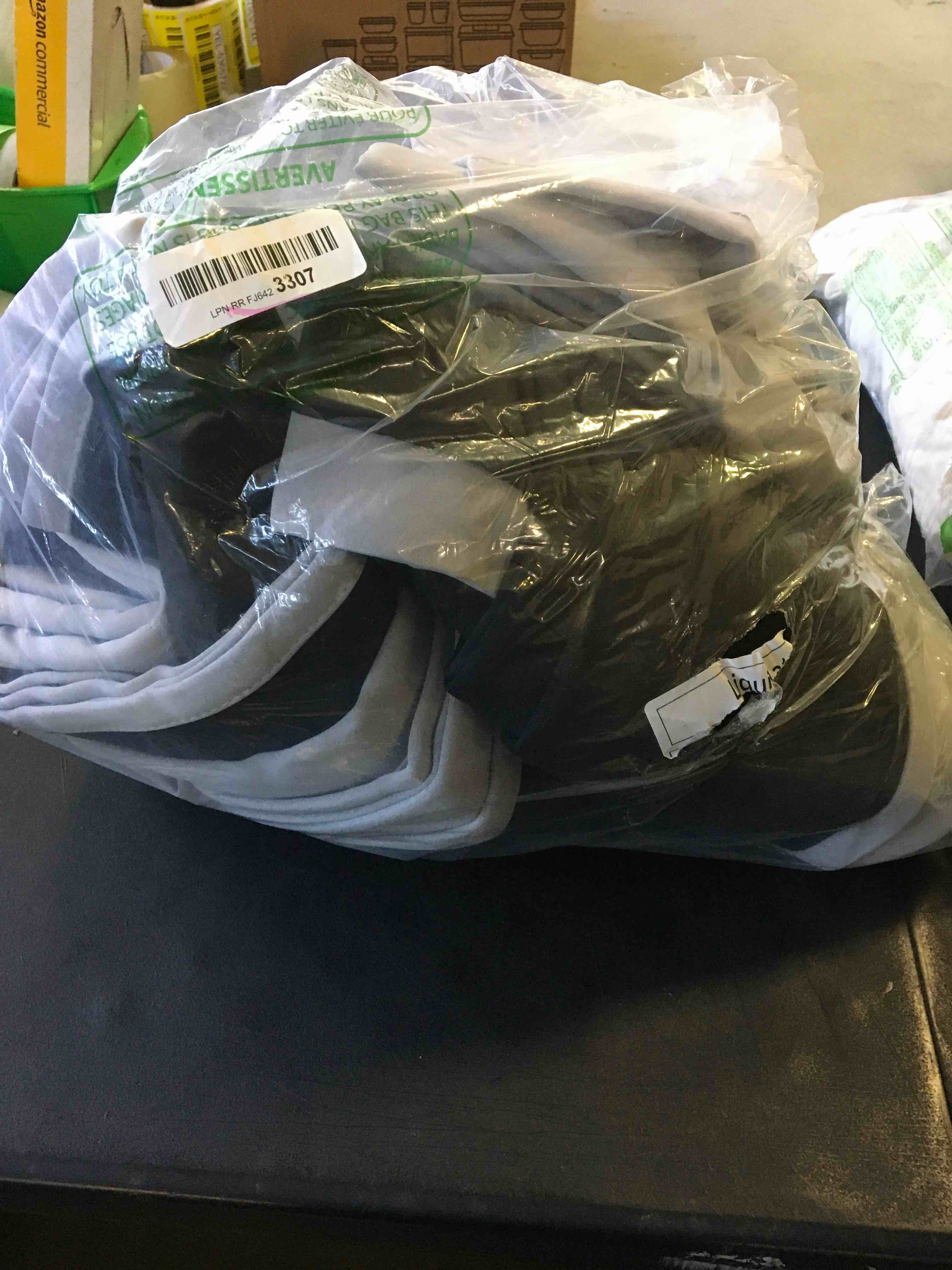 https://s3.amazonaws.com/lotting-images-prod/bidfta/GRN5378745_1694789859975.jpeg