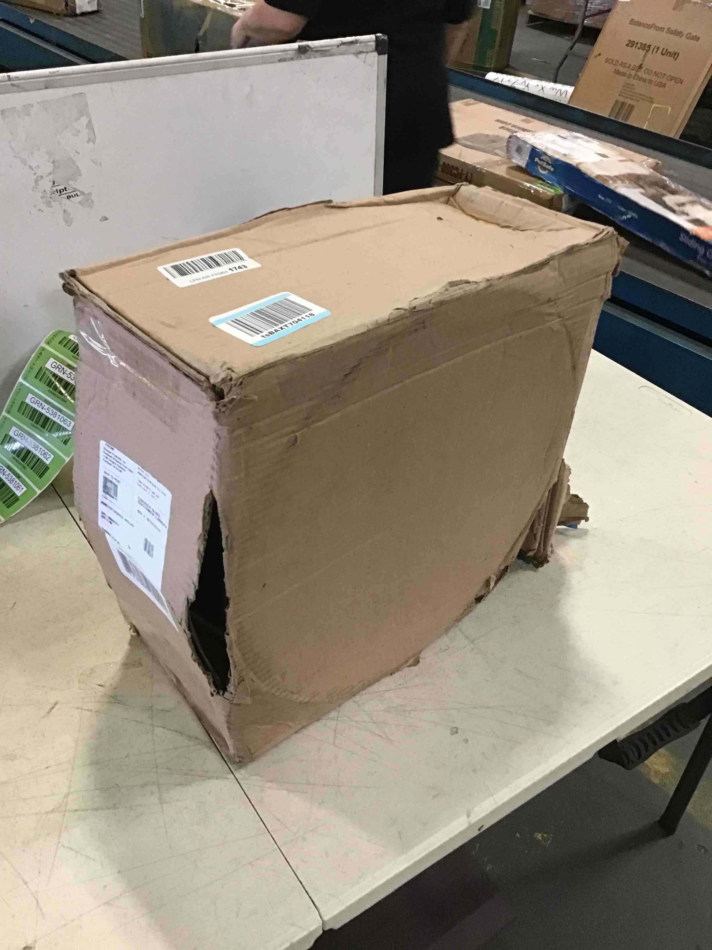 https://s3.amazonaws.com/lotting-images-prod/bidfta/GRN5381054_1693581339652.jpeg