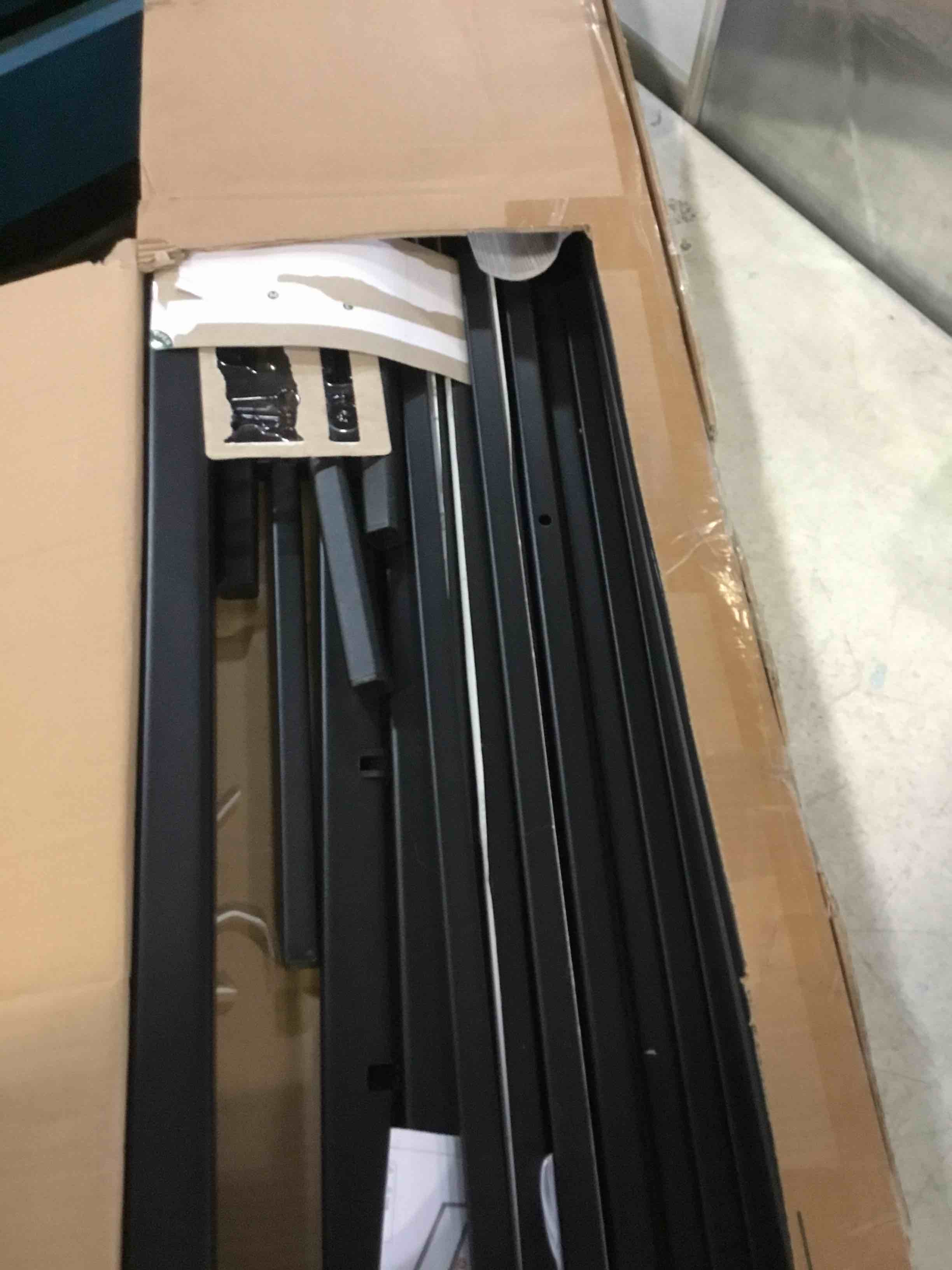 https://s3.amazonaws.com/lotting-images-prod/bidfta/GRN5381461_1694438733169.jpeg