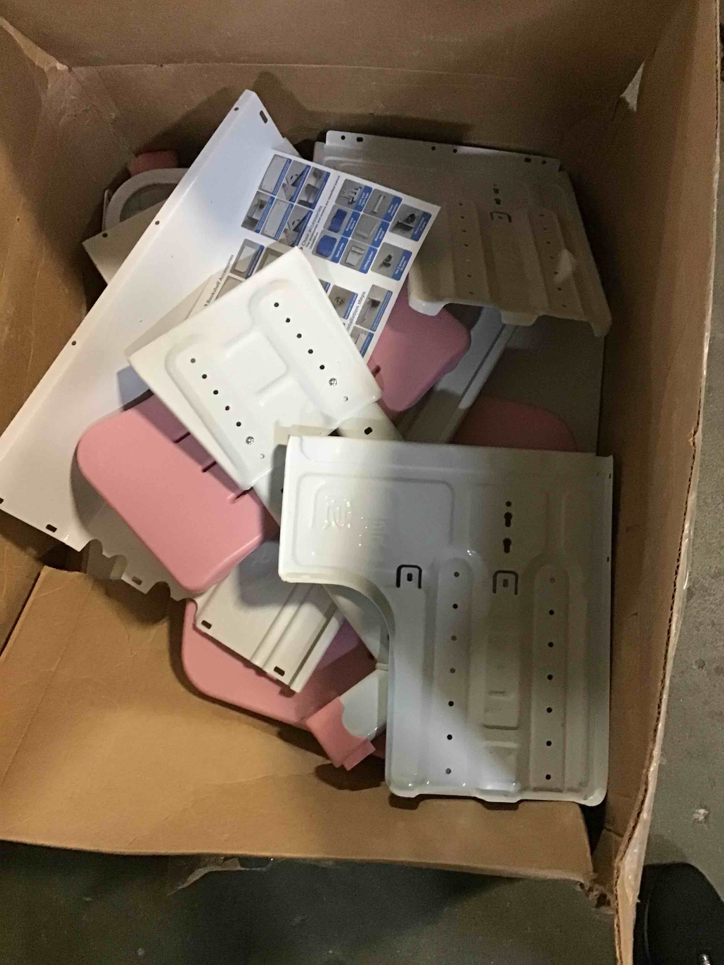 https://s3.amazonaws.com/lotting-images-prod/bidfta/GRN5381864_1695122272853.jpeg