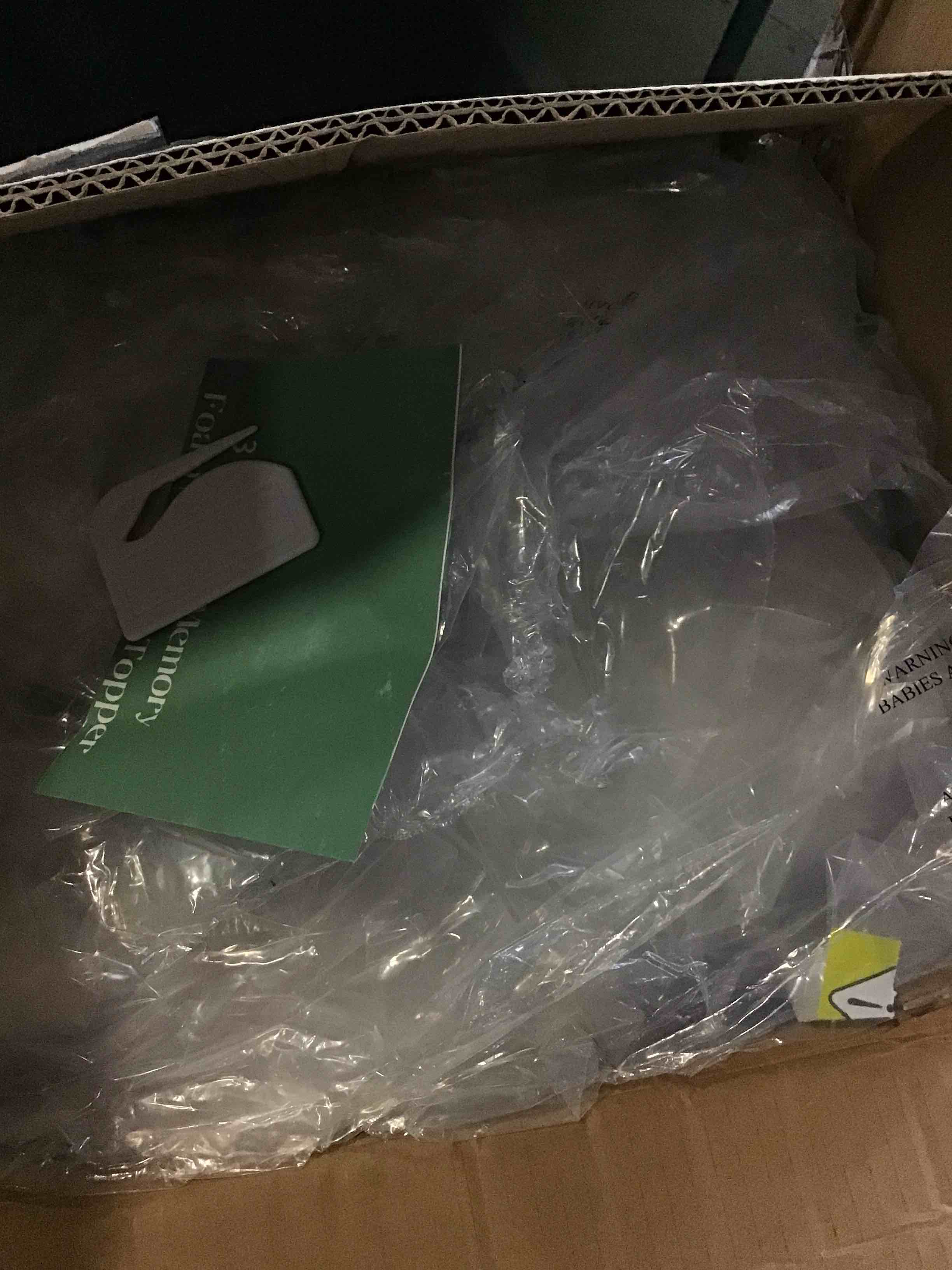 https://s3.amazonaws.com/lotting-images-prod/bidfta/GRN5382230_1695307931283.jpeg