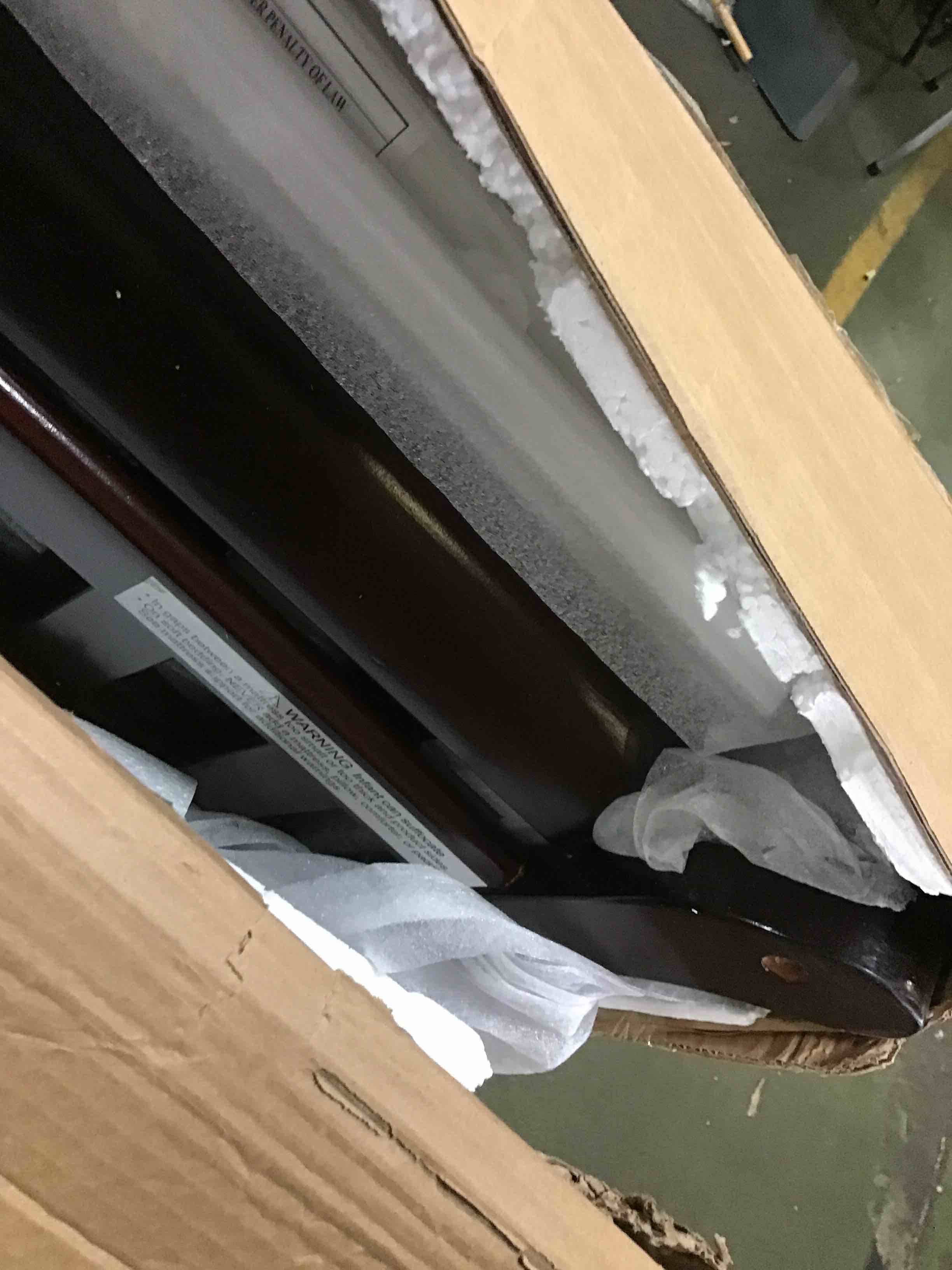 https://s3.amazonaws.com/lotting-images-prod/bidfta/GRN5383649_1694276705302.jpeg