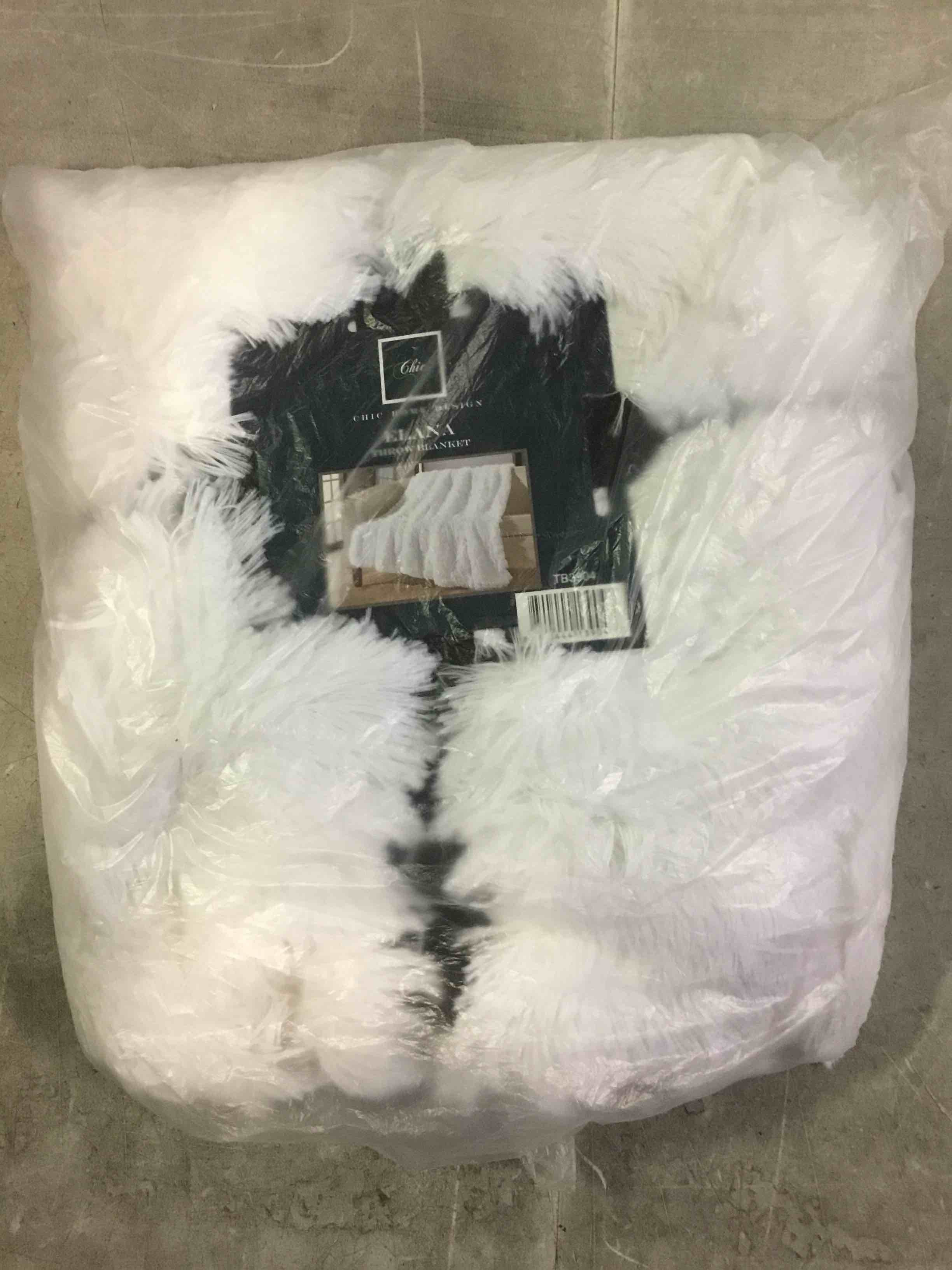 https://s3.amazonaws.com/lotting-images-prod/bidfta/GRN5389712_1691060663677.jpeg