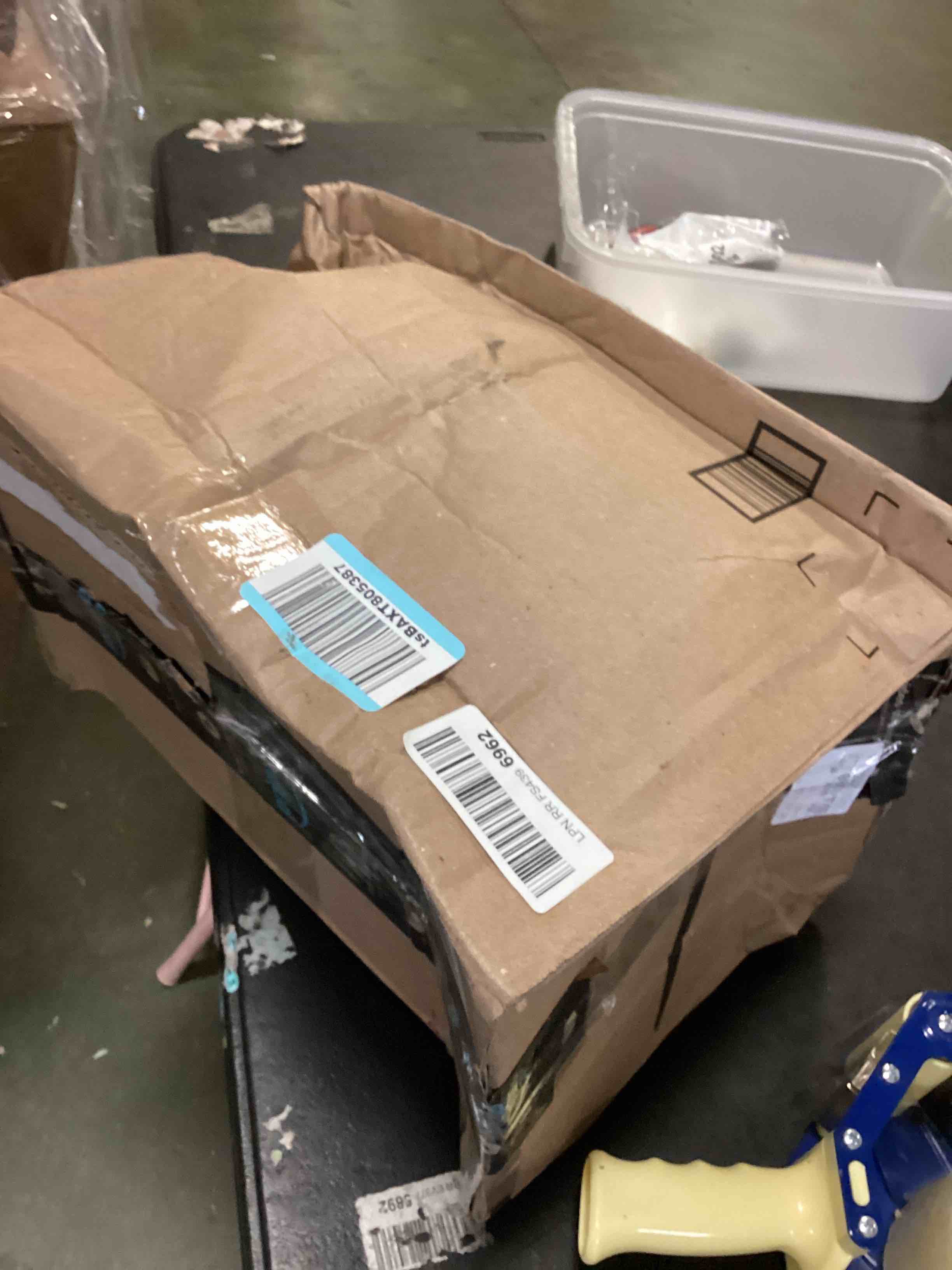 https://s3.amazonaws.com/lotting-images-prod/bidfta/GRN5393773_1689251072500.jpeg