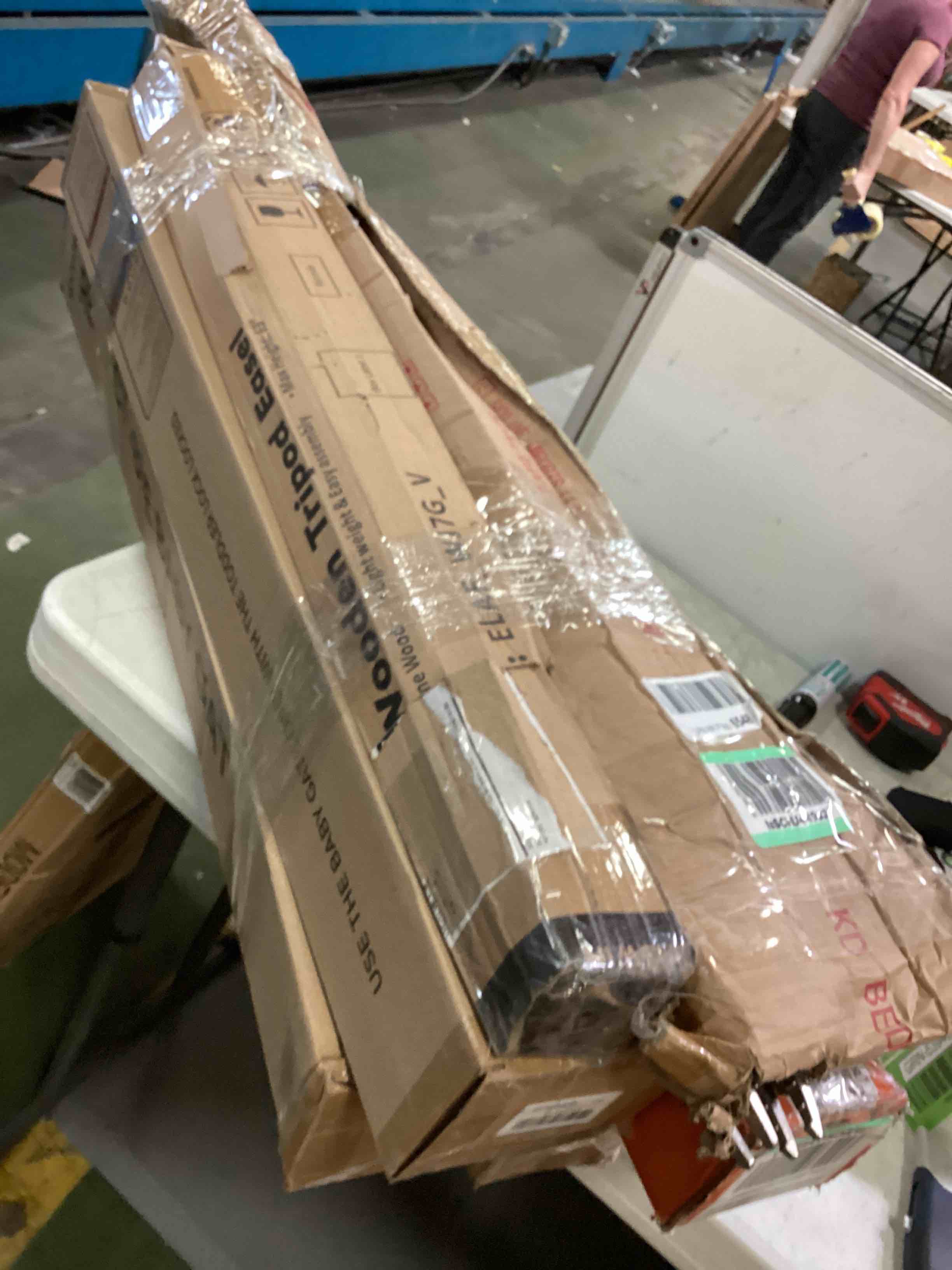https://s3.amazonaws.com/lotting-images-prod/bidfta/GRN5394314_1689363635929.jpeg