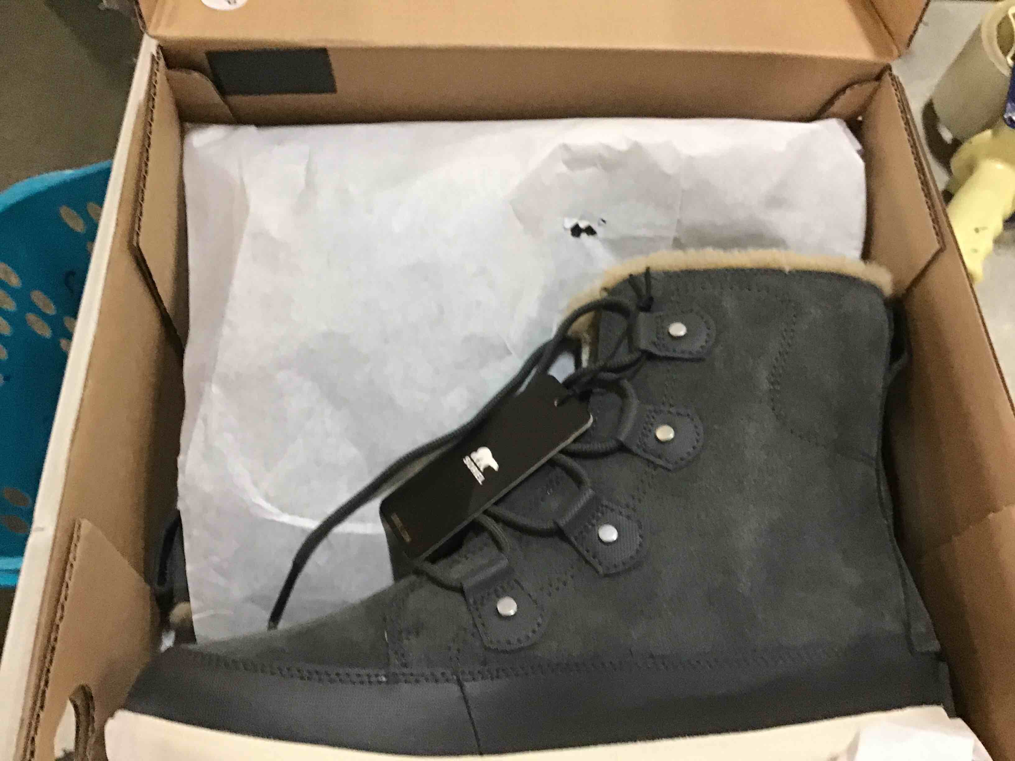 https://s3.amazonaws.com/lotting-images-prod/bidfta/GRN5395549_1689688048687.jpeg