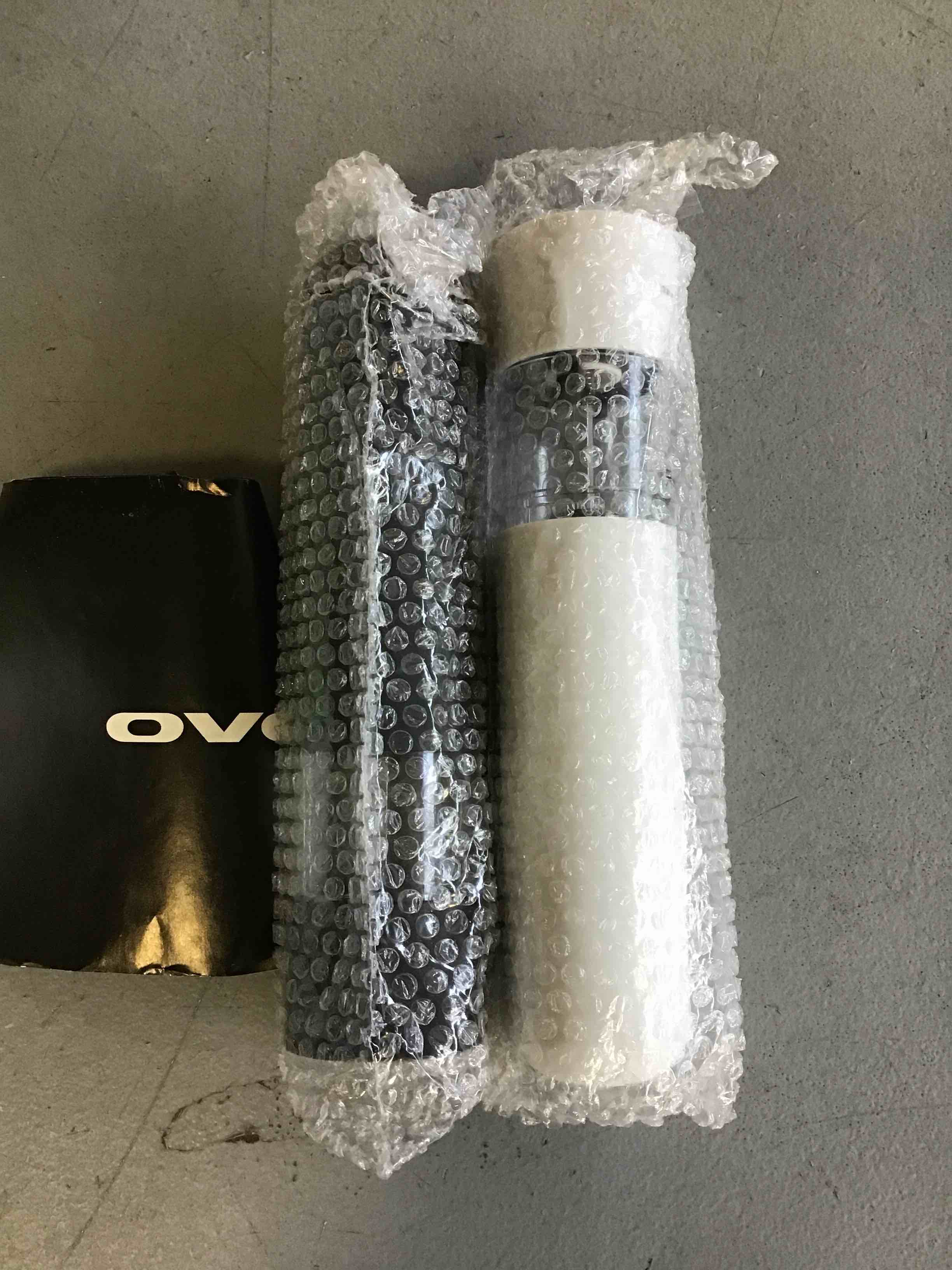 https://s3.amazonaws.com/lotting-images-prod/bidfta/GRN5398769_1692192530486.jpeg