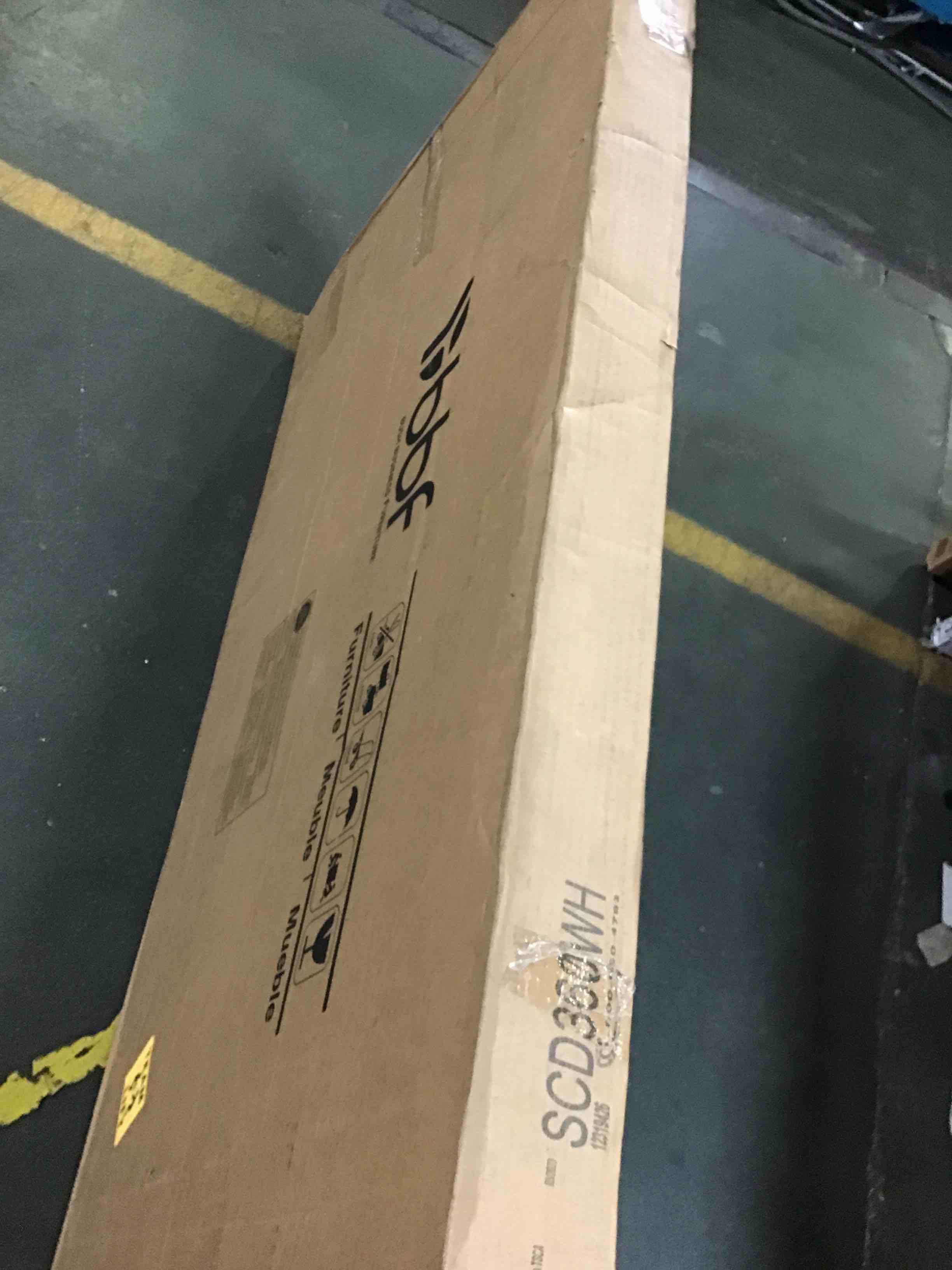 https://s3.amazonaws.com/lotting-images-prod/bidfta/GRN5400553_1691784278127.jpeg
