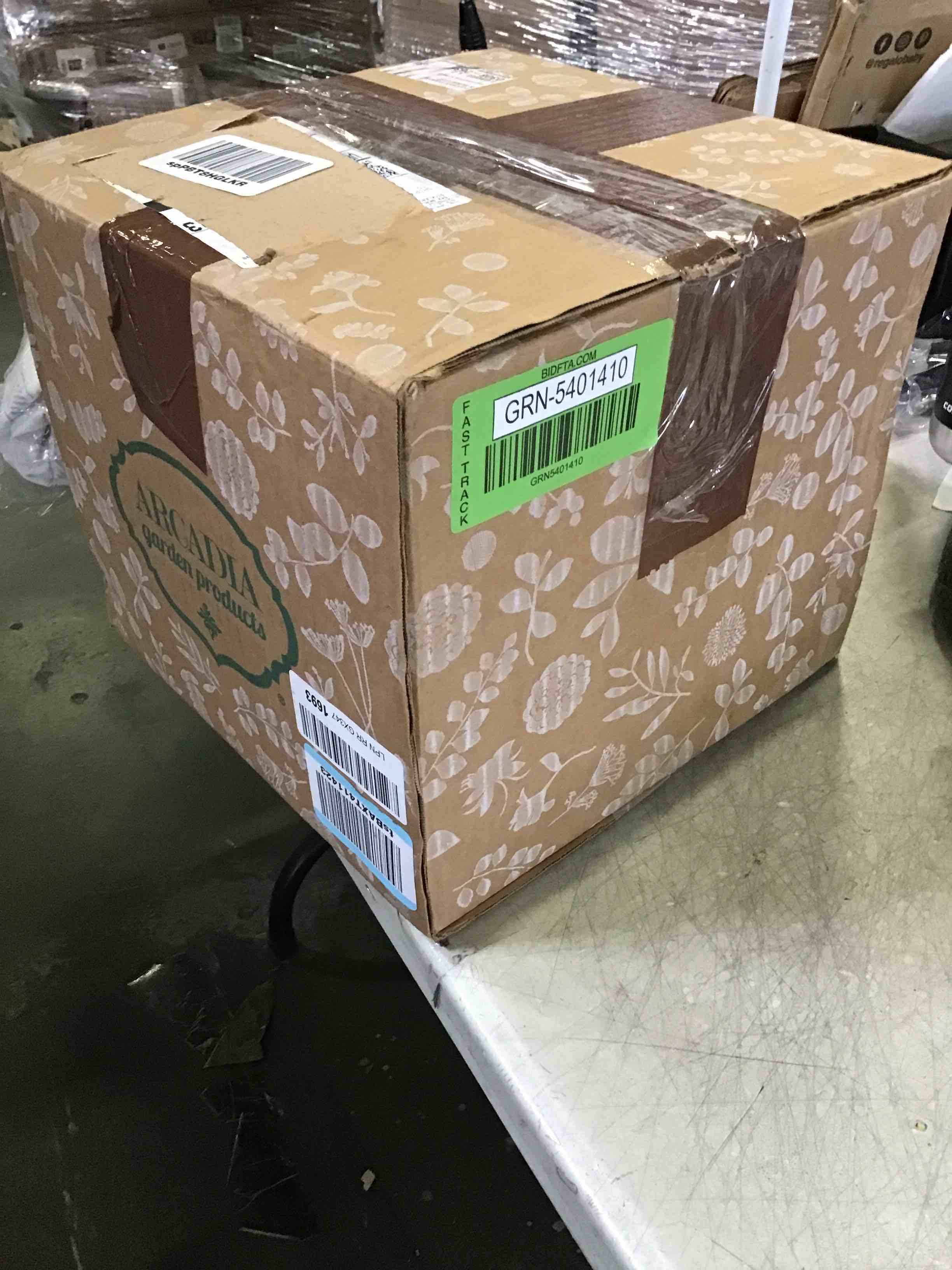 https://s3.amazonaws.com/lotting-images-prod/bidfta/GRN5401410_1693930685665.jpeg