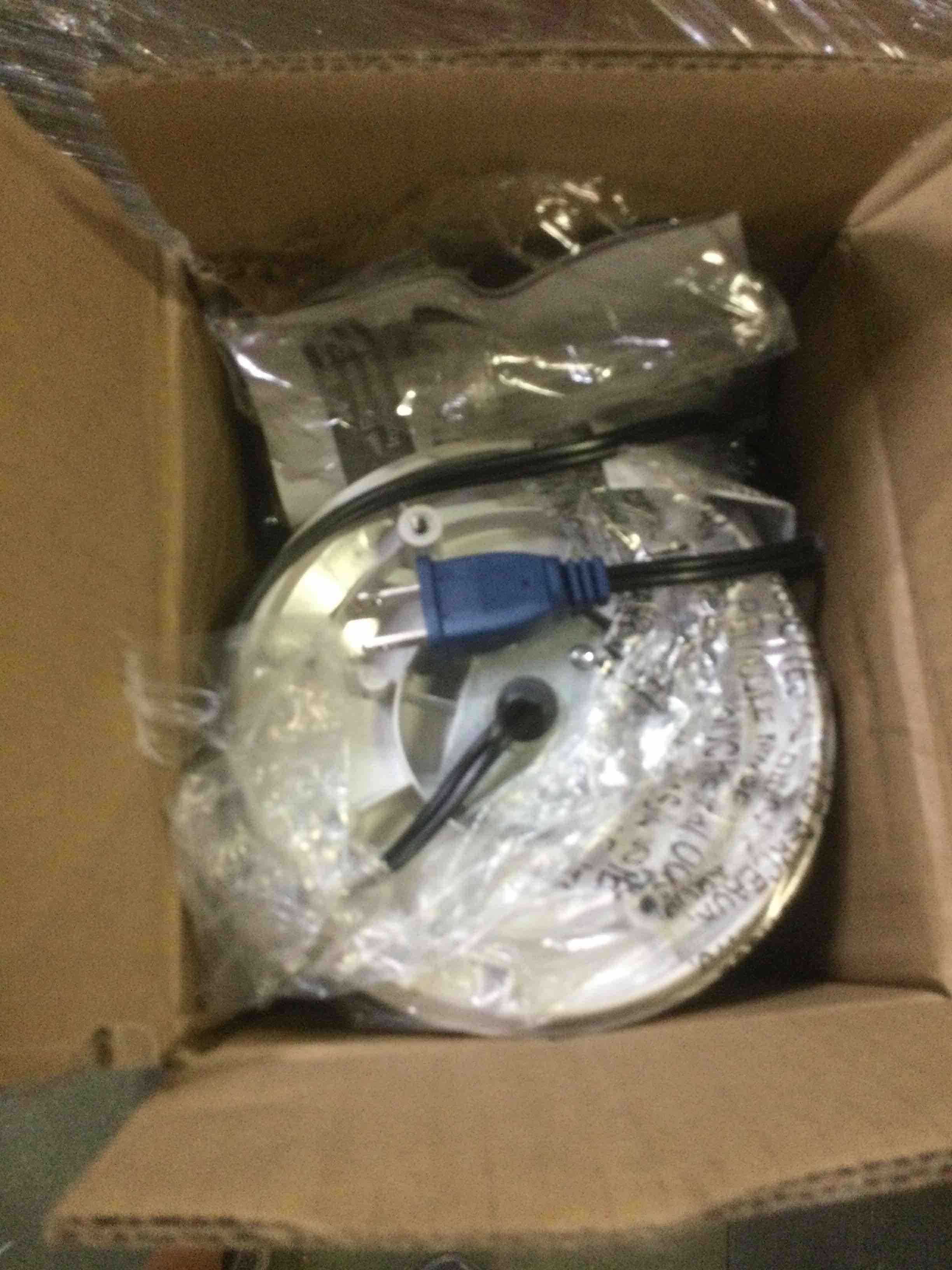 https://s3.amazonaws.com/lotting-images-prod/bidfta/GRN5401716_1694266558713.jpeg