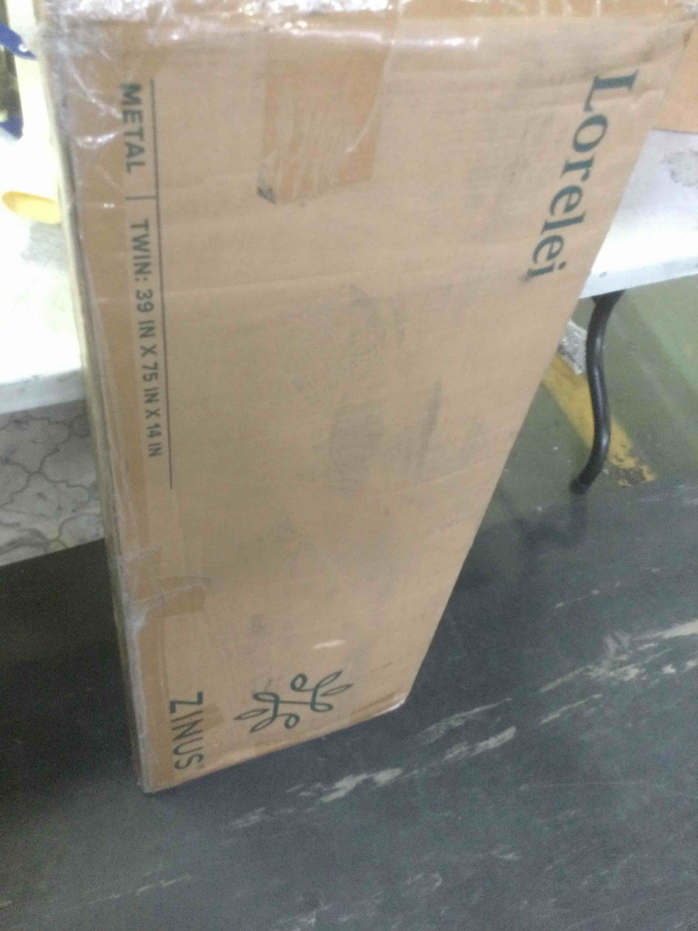 https://s3.amazonaws.com/lotting-images-prod/bidfta/GRN5401737_1694268683850.jpeg