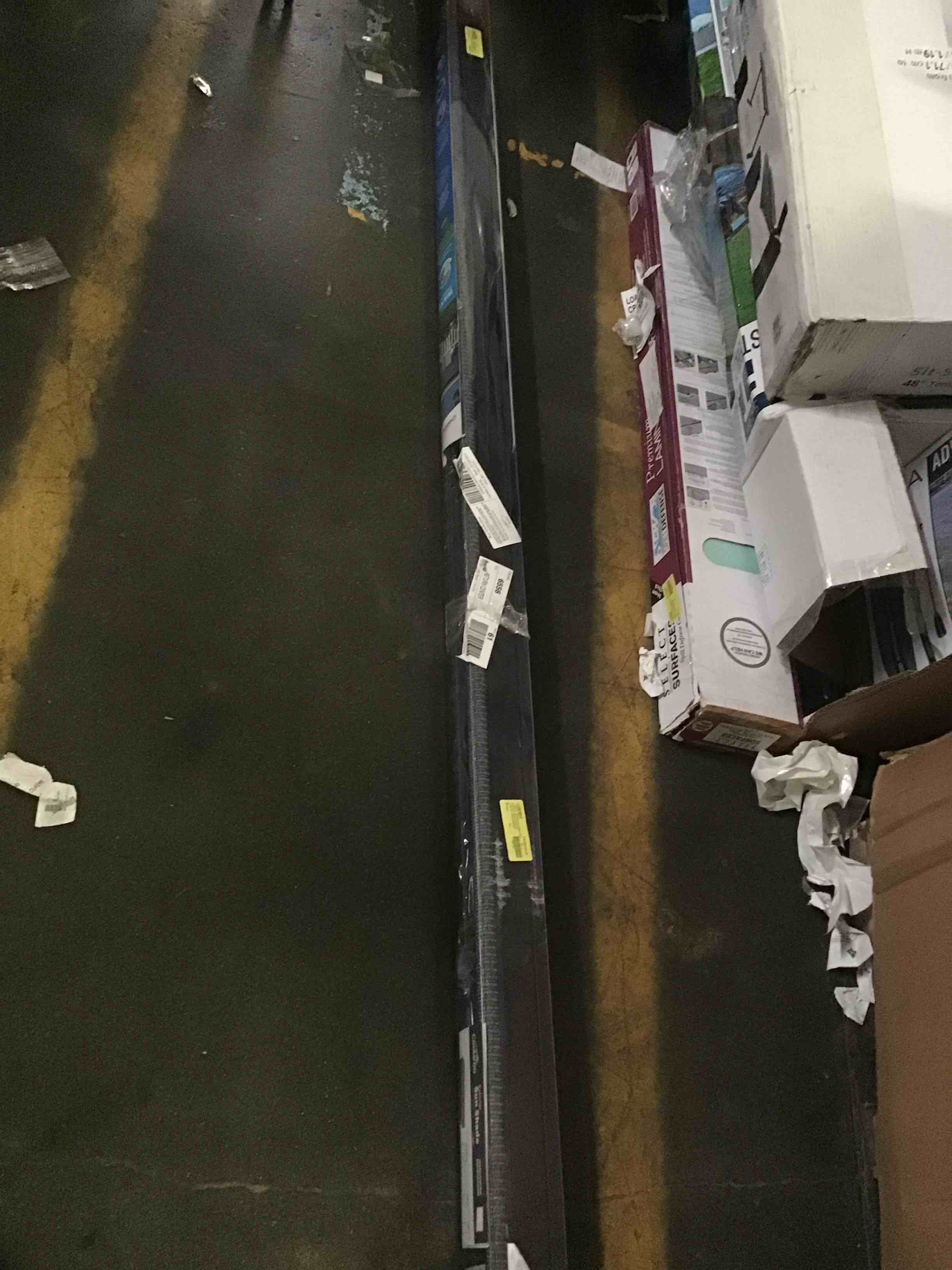 https://s3.amazonaws.com/lotting-images-prod/bidfta/GRN5402406_1692621012744.jpeg