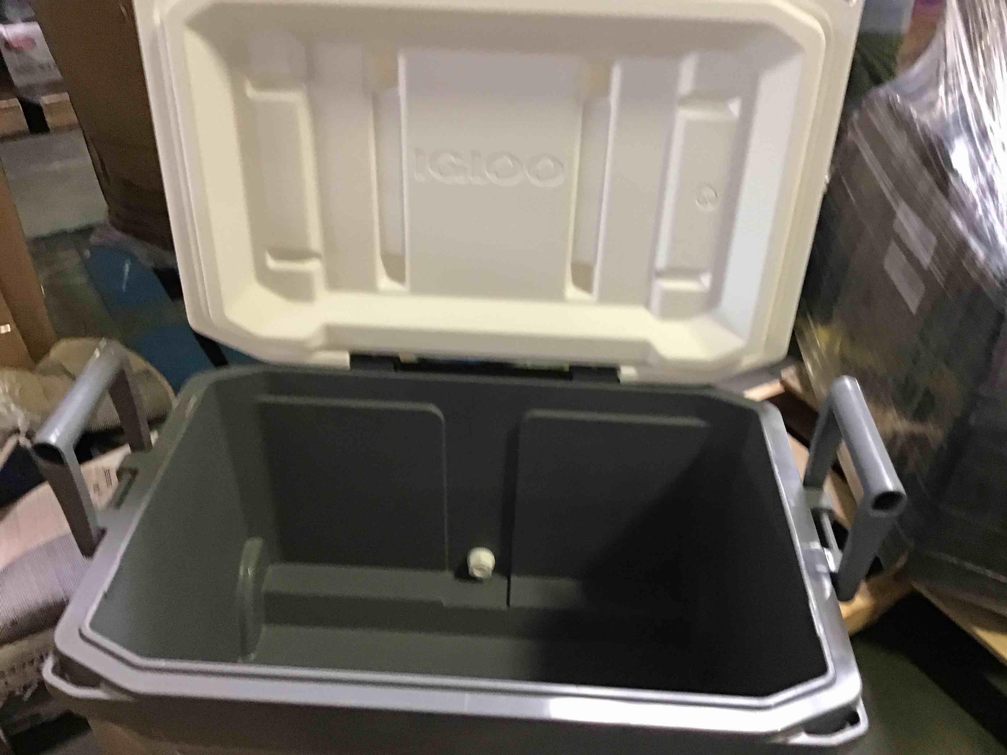 https://s3.amazonaws.com/lotting-images-prod/bidfta/GRN5402900_1692904396956.jpeg