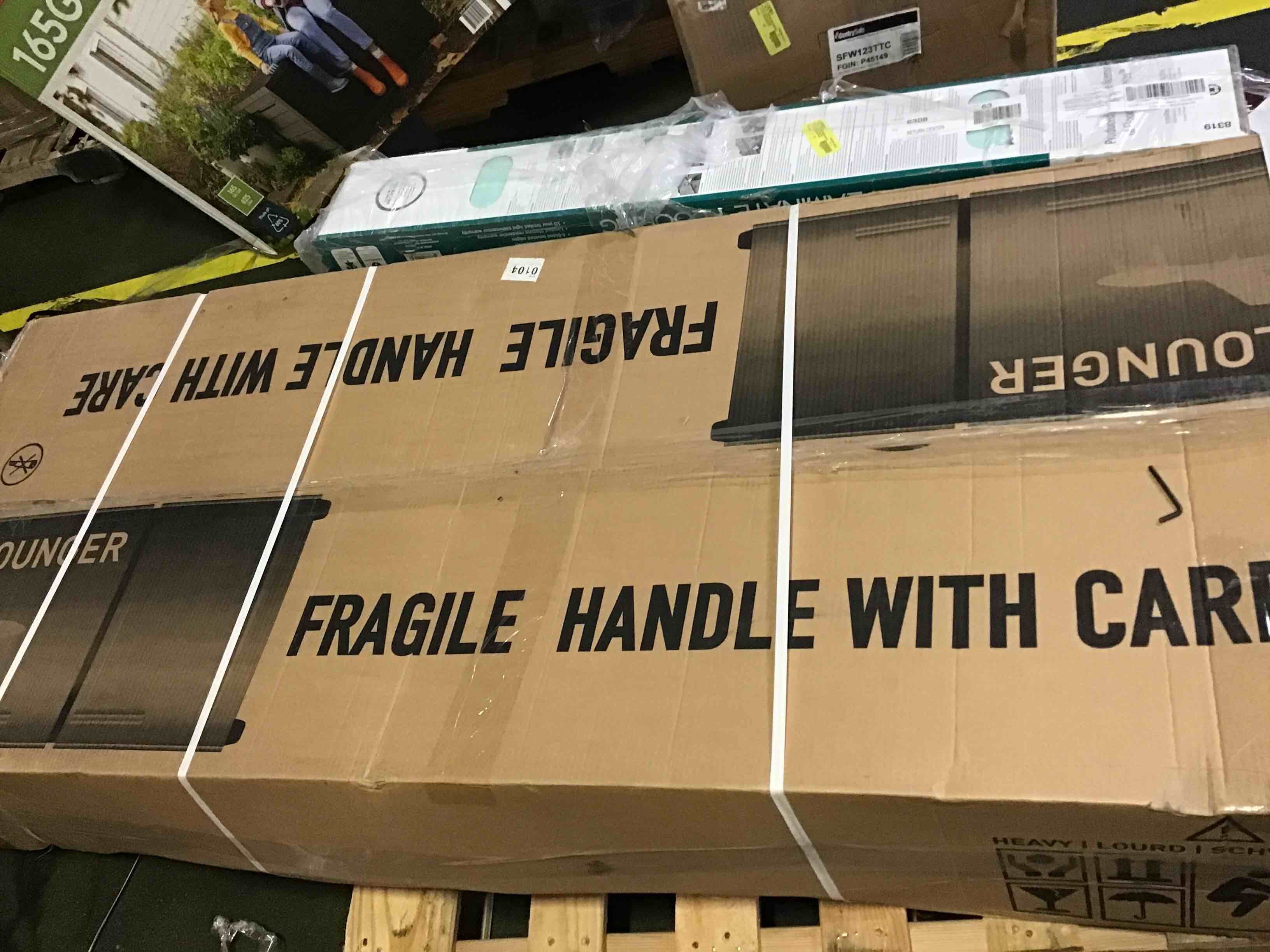 https://s3.amazonaws.com/lotting-images-prod/bidfta/GRN5403068_1692988967163.jpeg