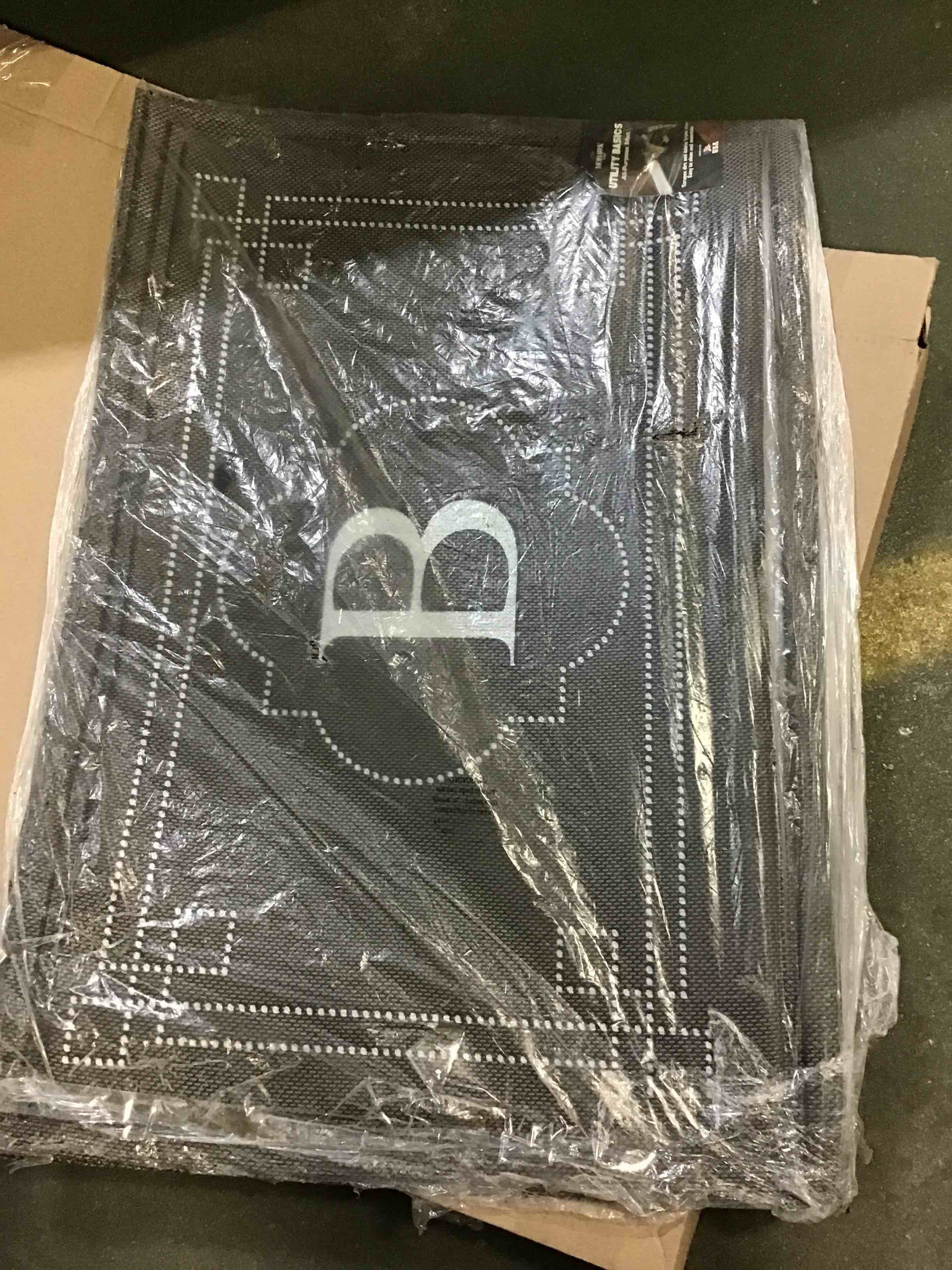 https://s3.amazonaws.com/lotting-images-prod/bidfta/GRN5403489_1691326457245.jpeg
