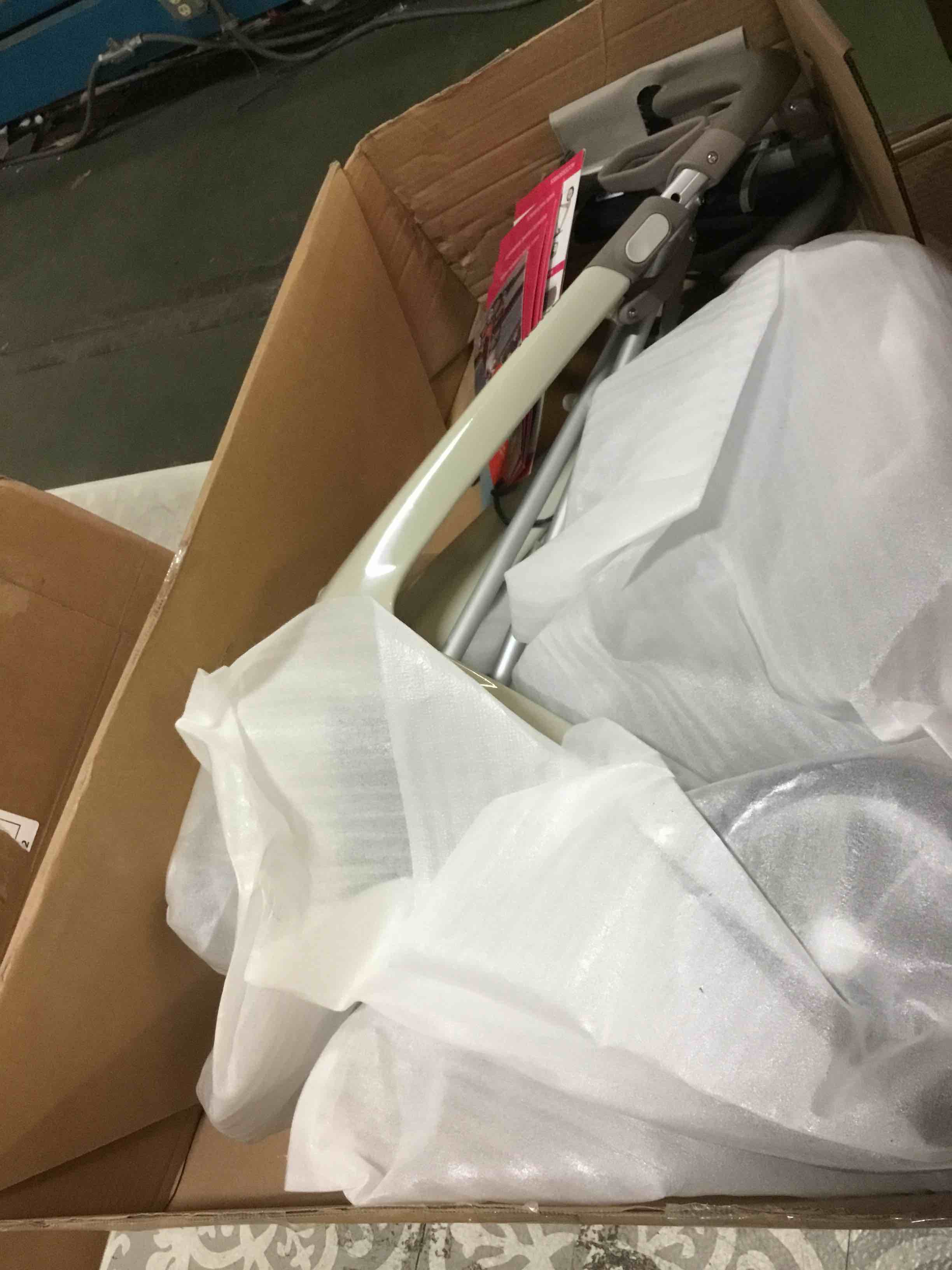 https://s3.amazonaws.com/lotting-images-prod/bidfta/GRN5403686_1691584132515.jpeg