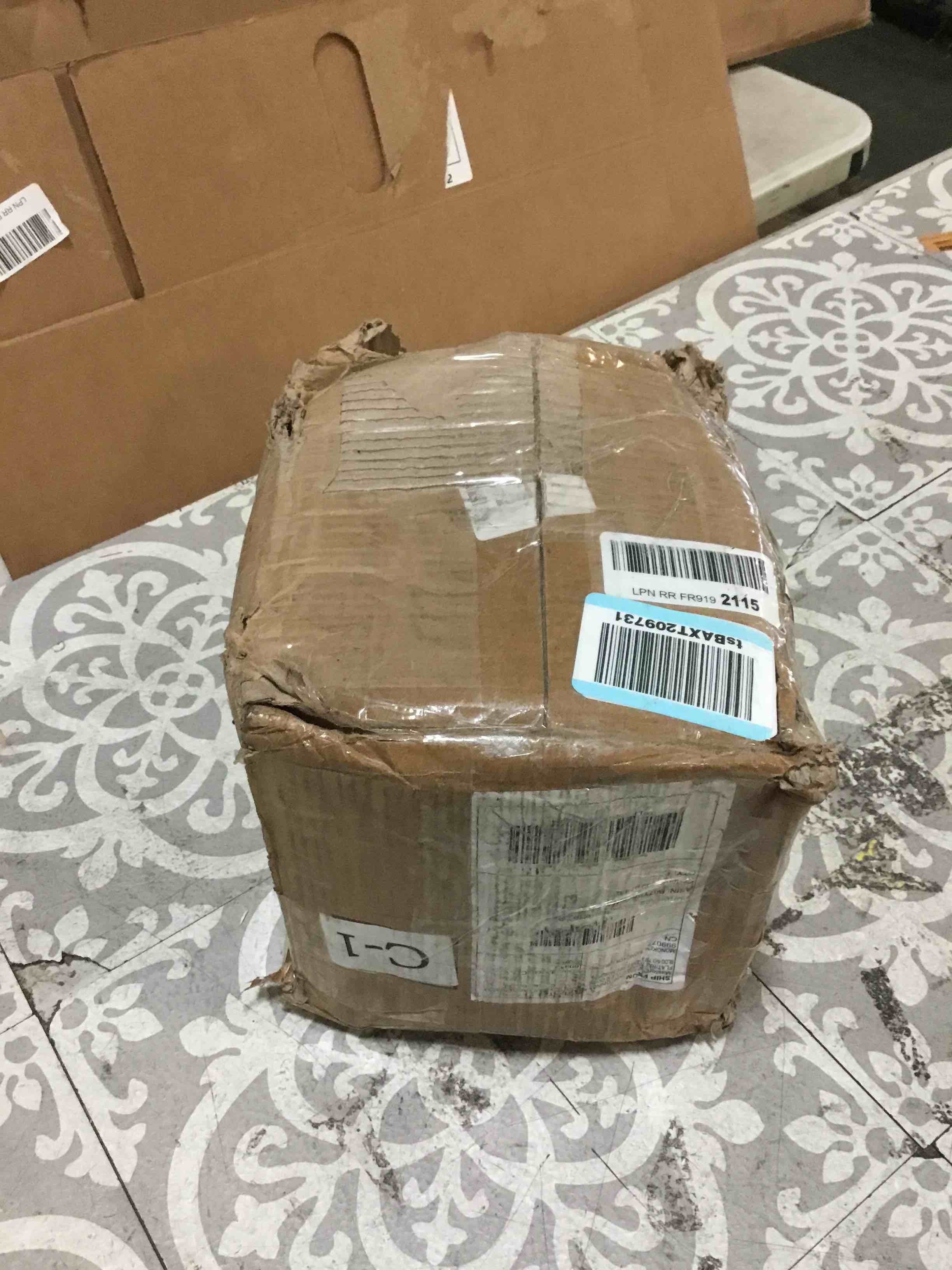 https://s3.amazonaws.com/lotting-images-prod/bidfta/GRN5403814_1691611804588.jpeg