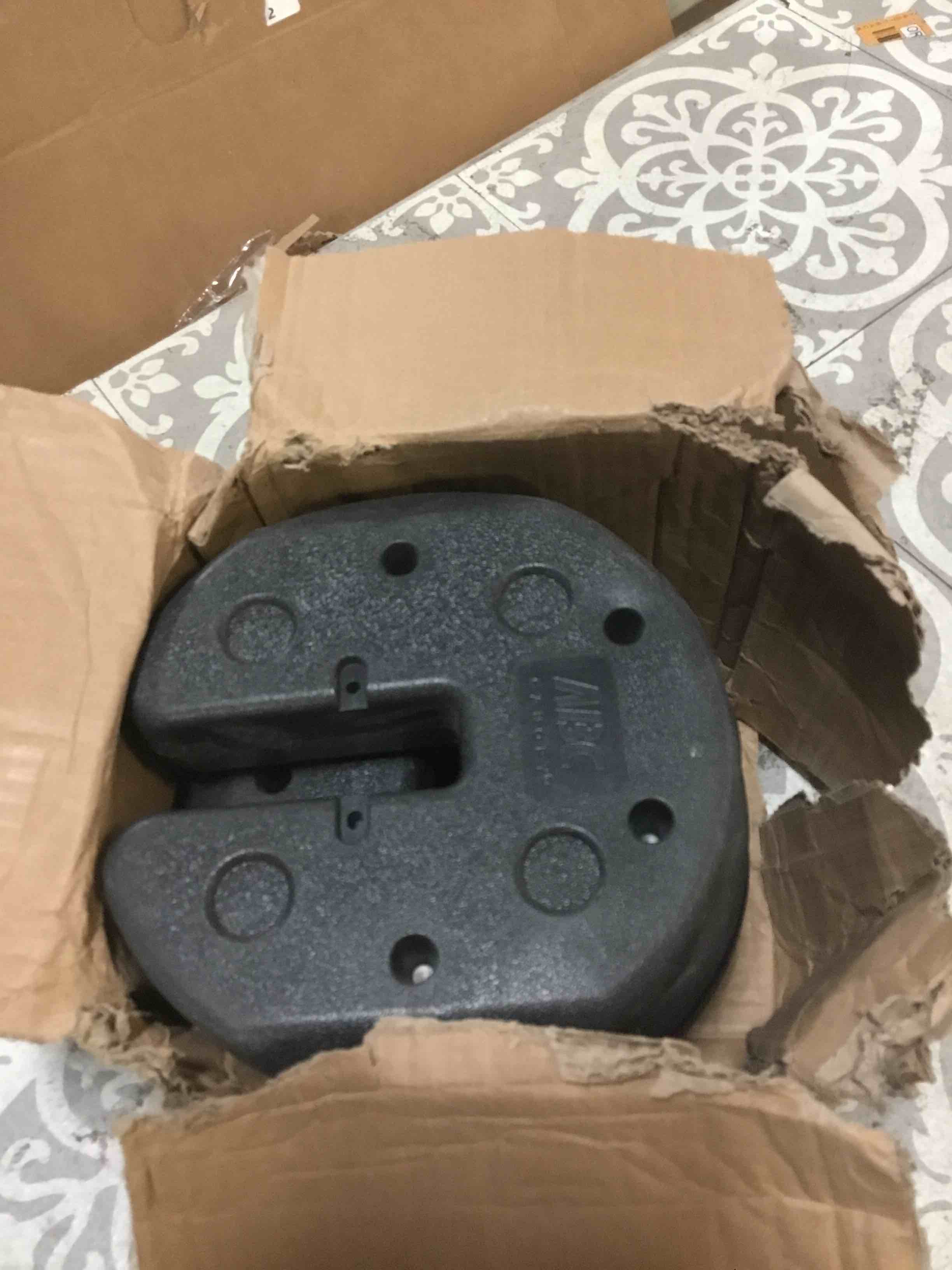 https://s3.amazonaws.com/lotting-images-prod/bidfta/GRN5403814_1691611883597.jpeg