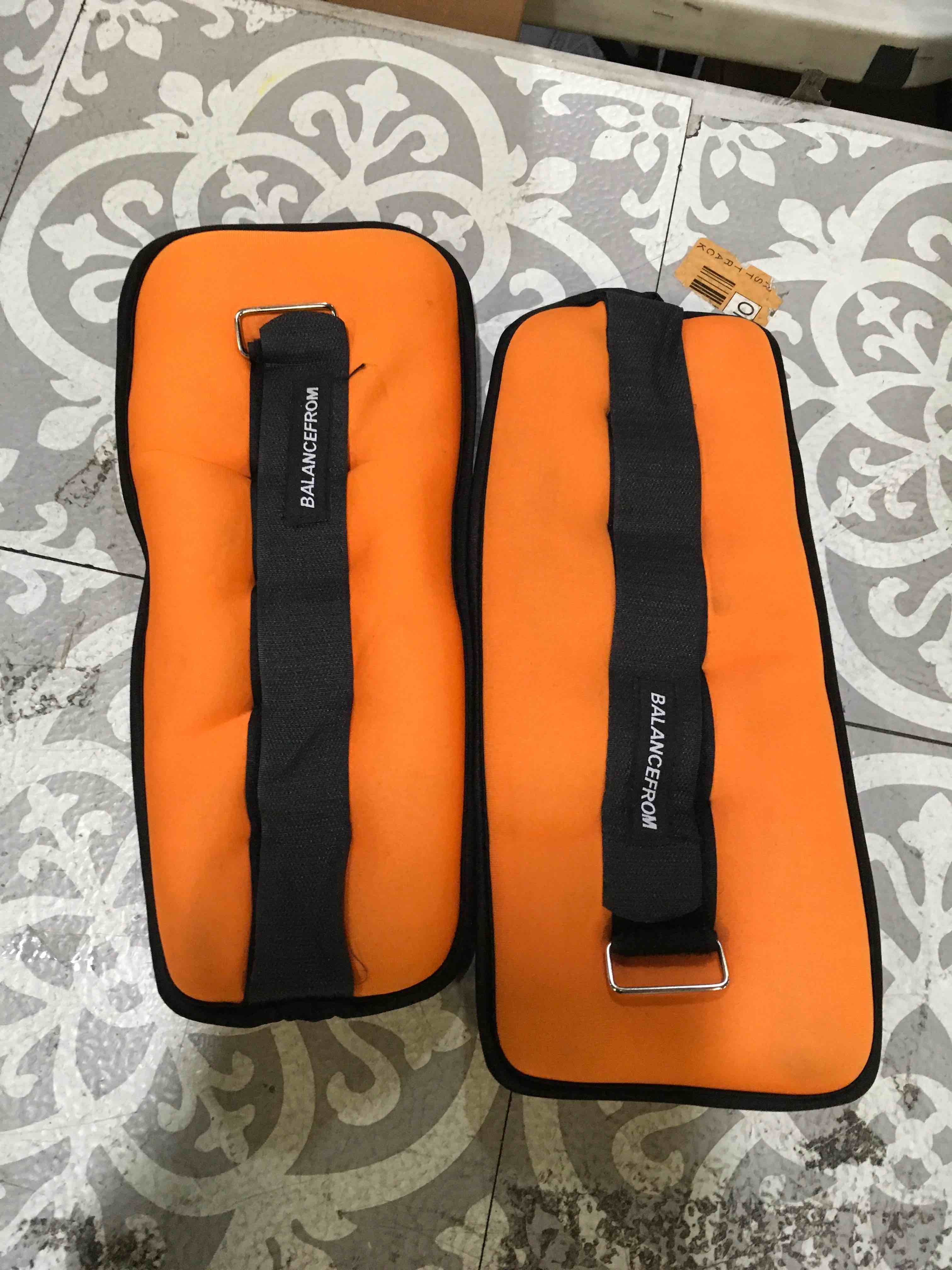 https://s3.amazonaws.com/lotting-images-prod/bidfta/GRN5403906_1691672278663.jpeg