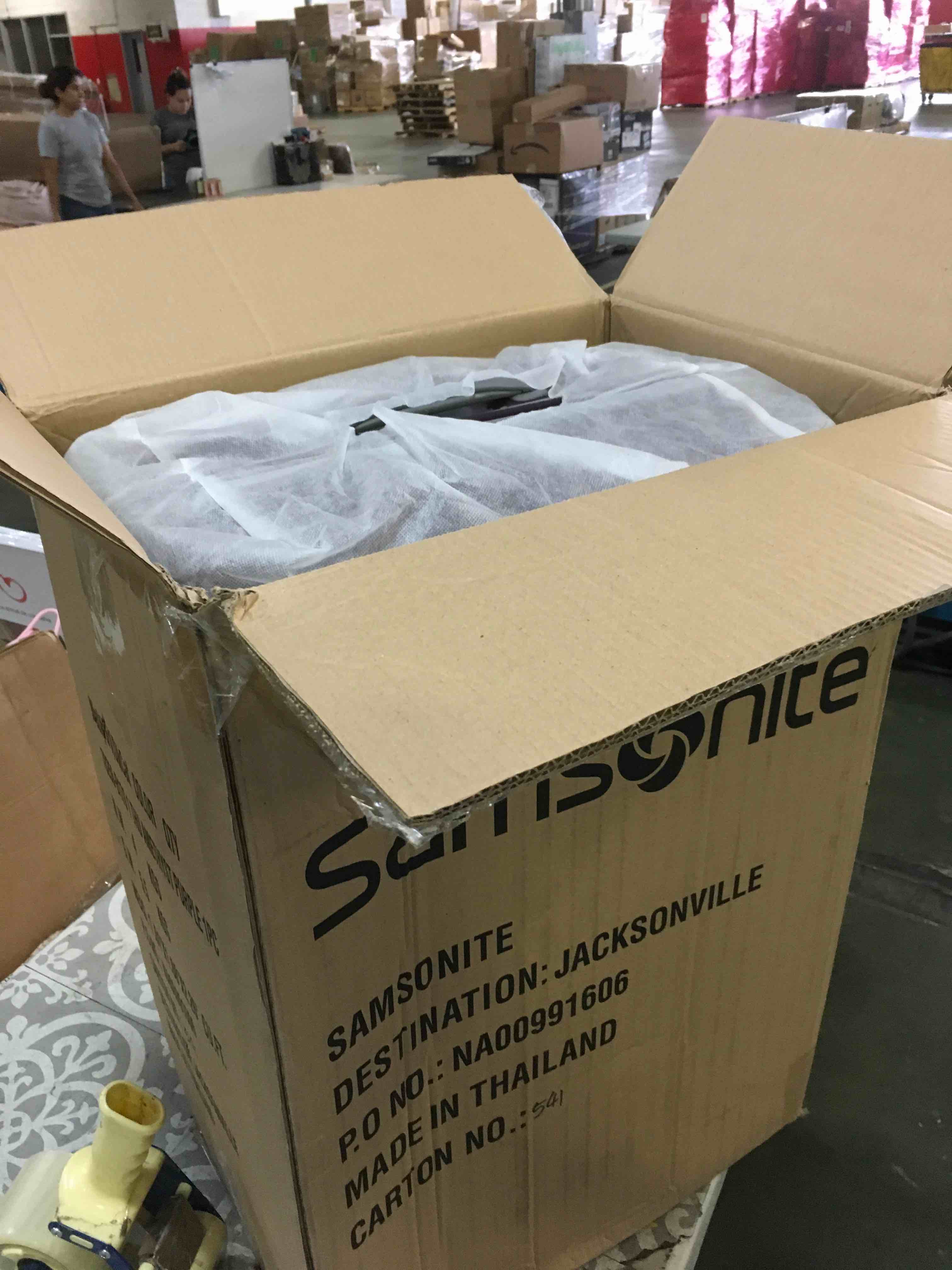 https://s3.amazonaws.com/lotting-images-prod/bidfta/GRN5404008_1691692512312.jpeg