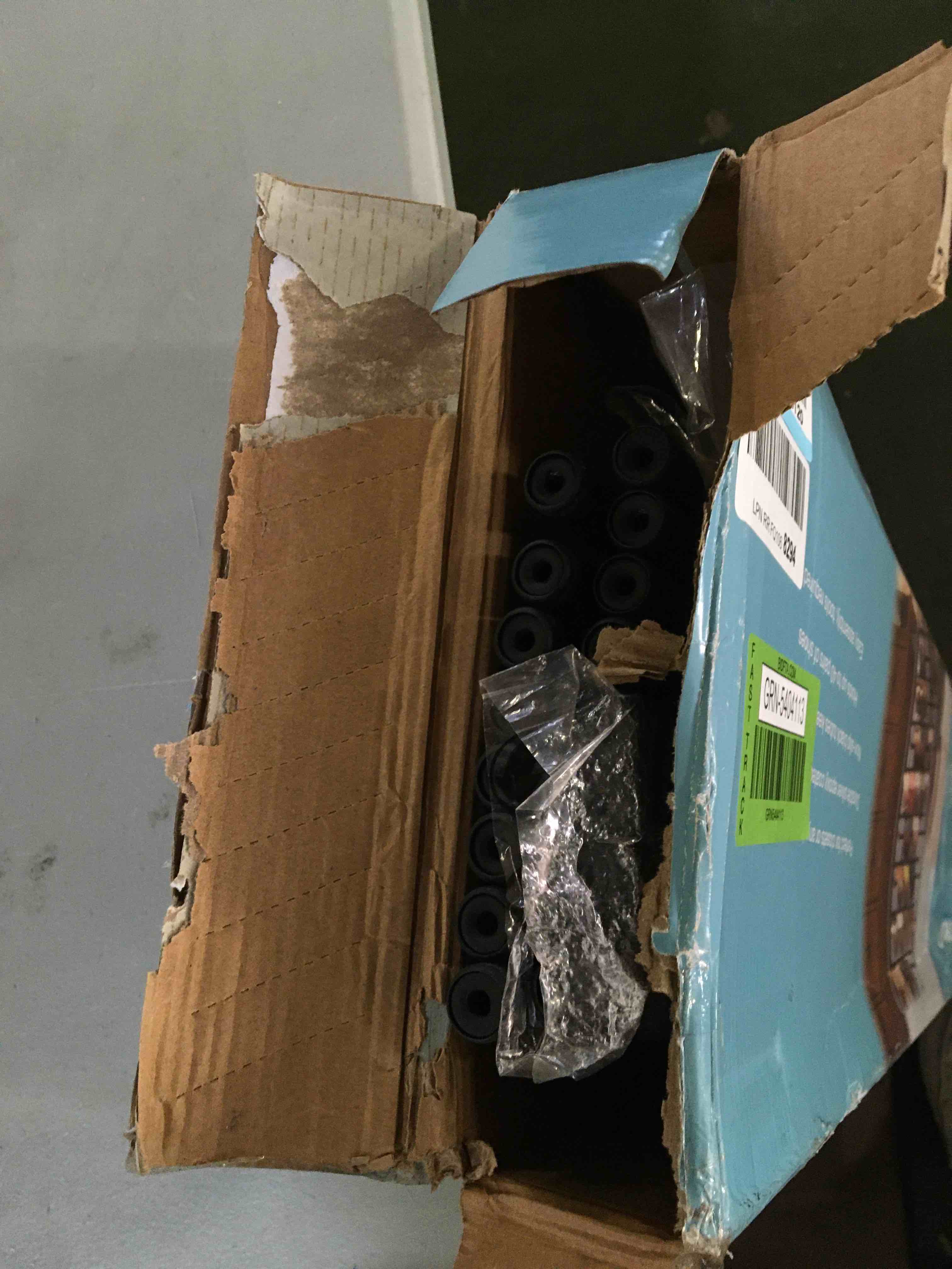 https://s3.amazonaws.com/lotting-images-prod/bidfta/GRN5404113_1692620292797.jpeg