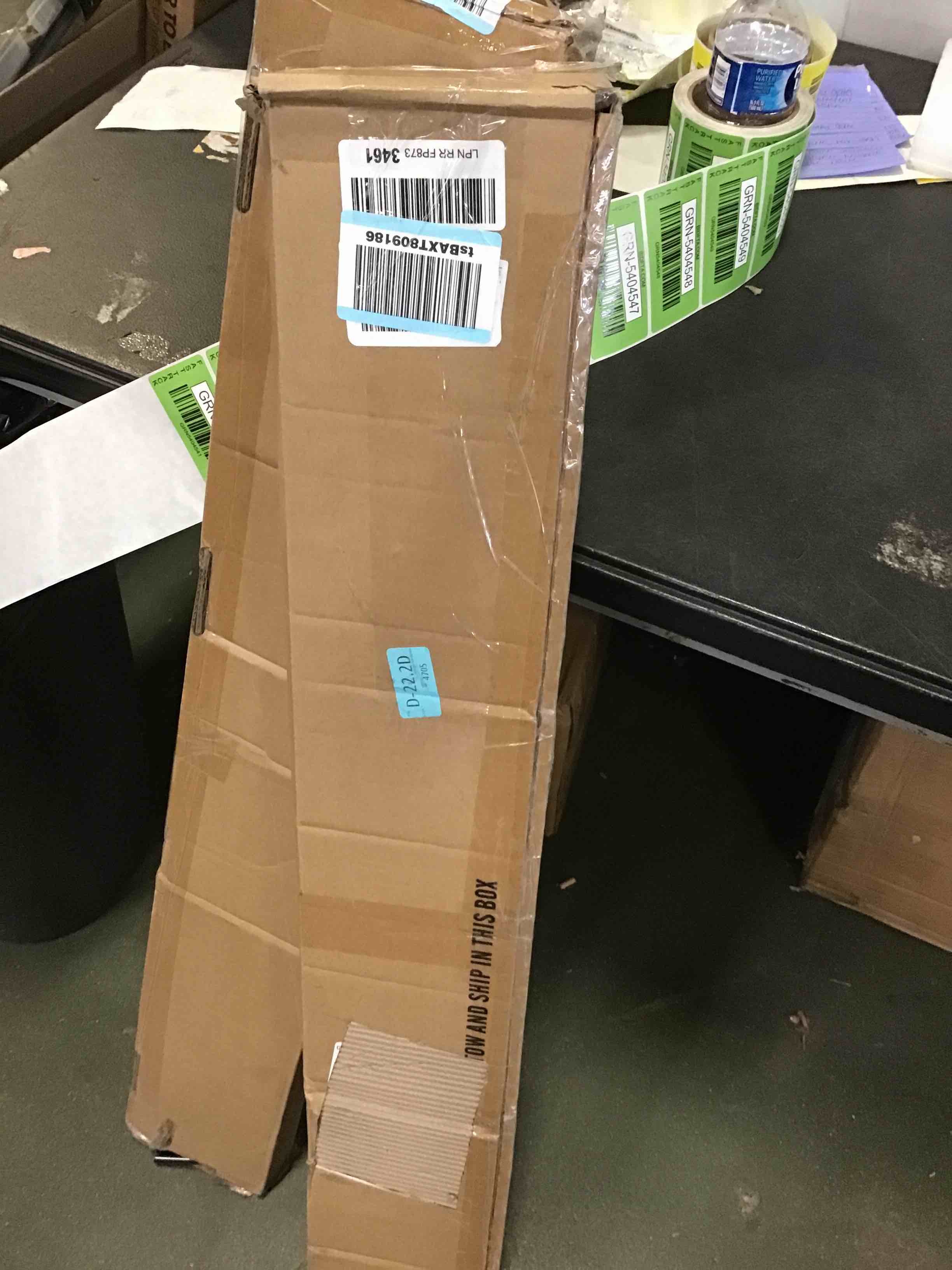 https://s3.amazonaws.com/lotting-images-prod/bidfta/GRN5404541_1692811136101.jpeg