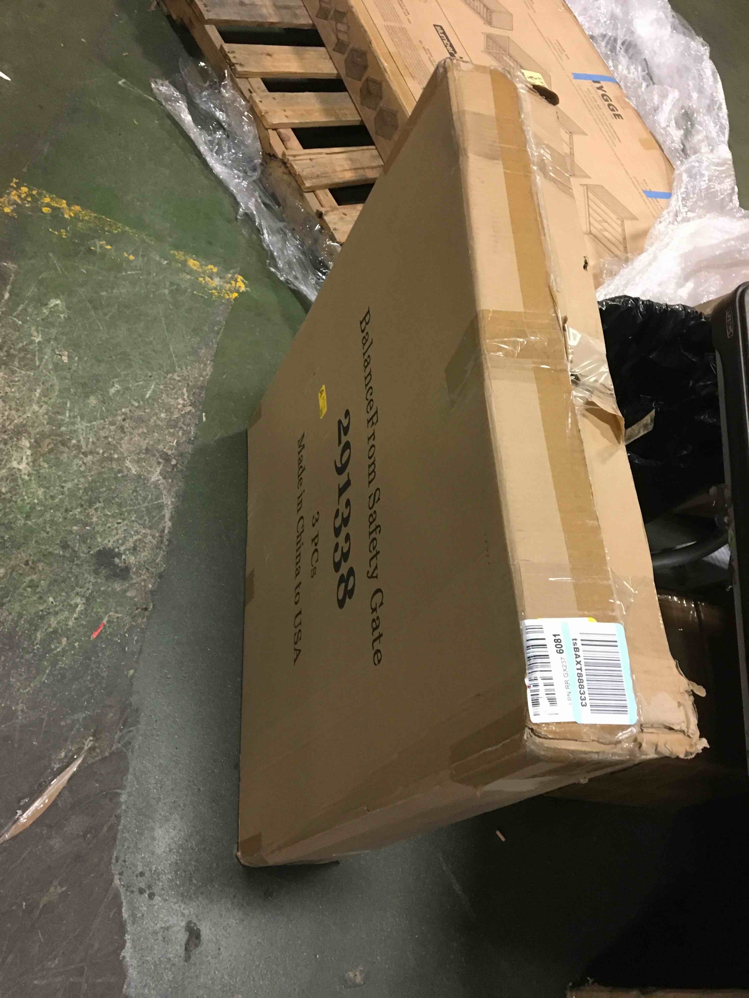 https://s3.amazonaws.com/lotting-images-prod/bidfta/GRN5404607_1692876203180.jpeg
